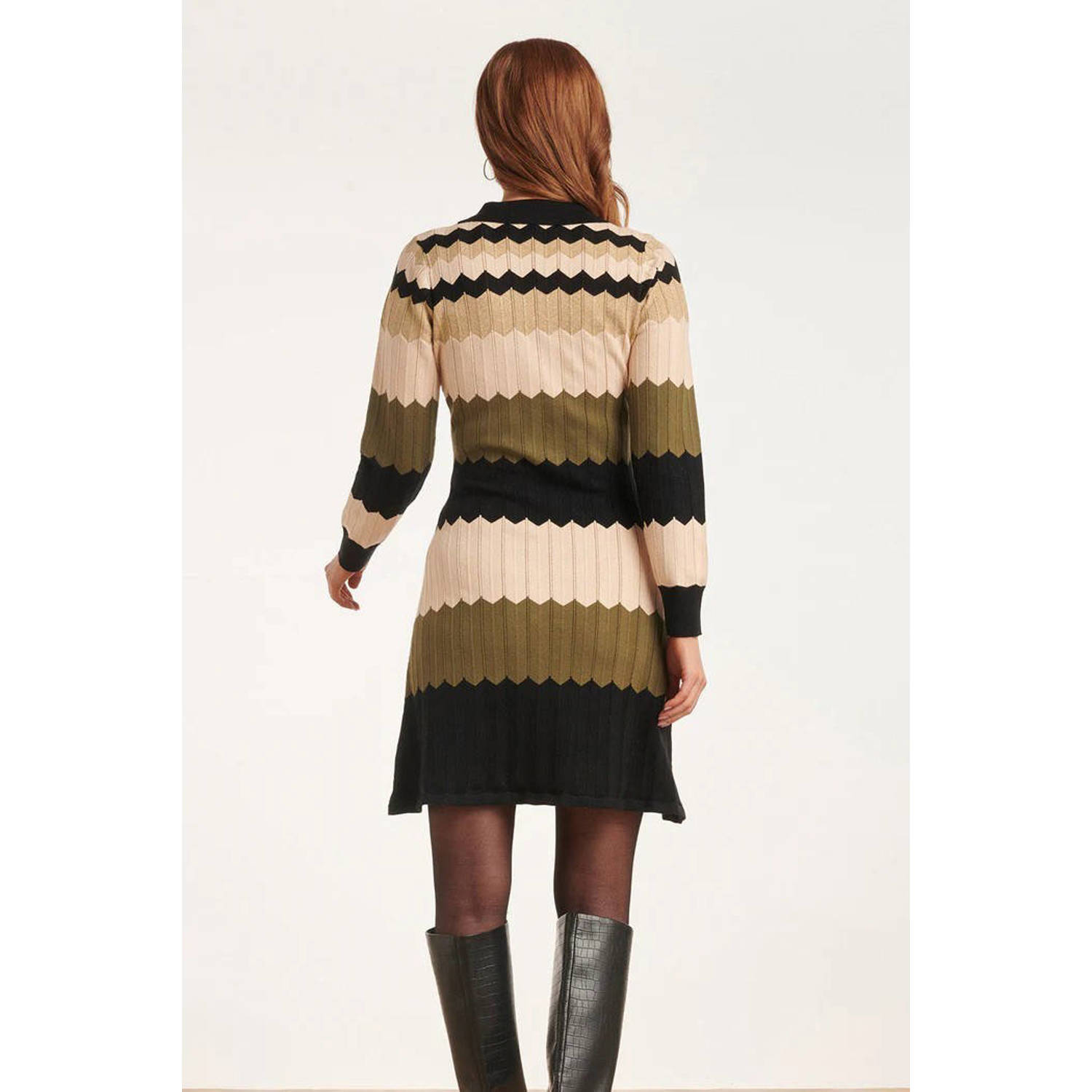 Smashed Lemon gebreide jurk met zigzag print zand kaki zwart