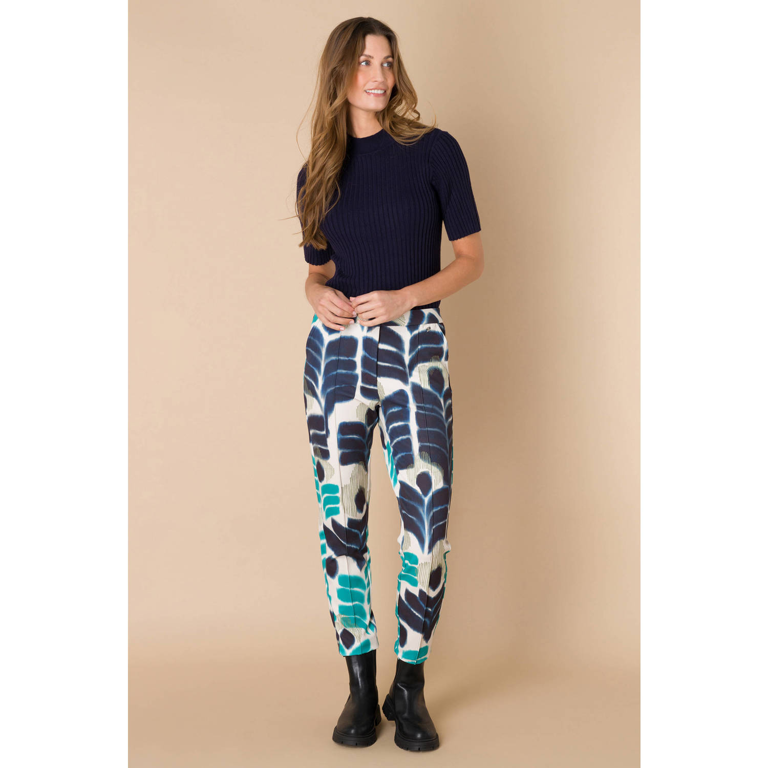 Ivy Beau slim fit pantalon met all over print blauw