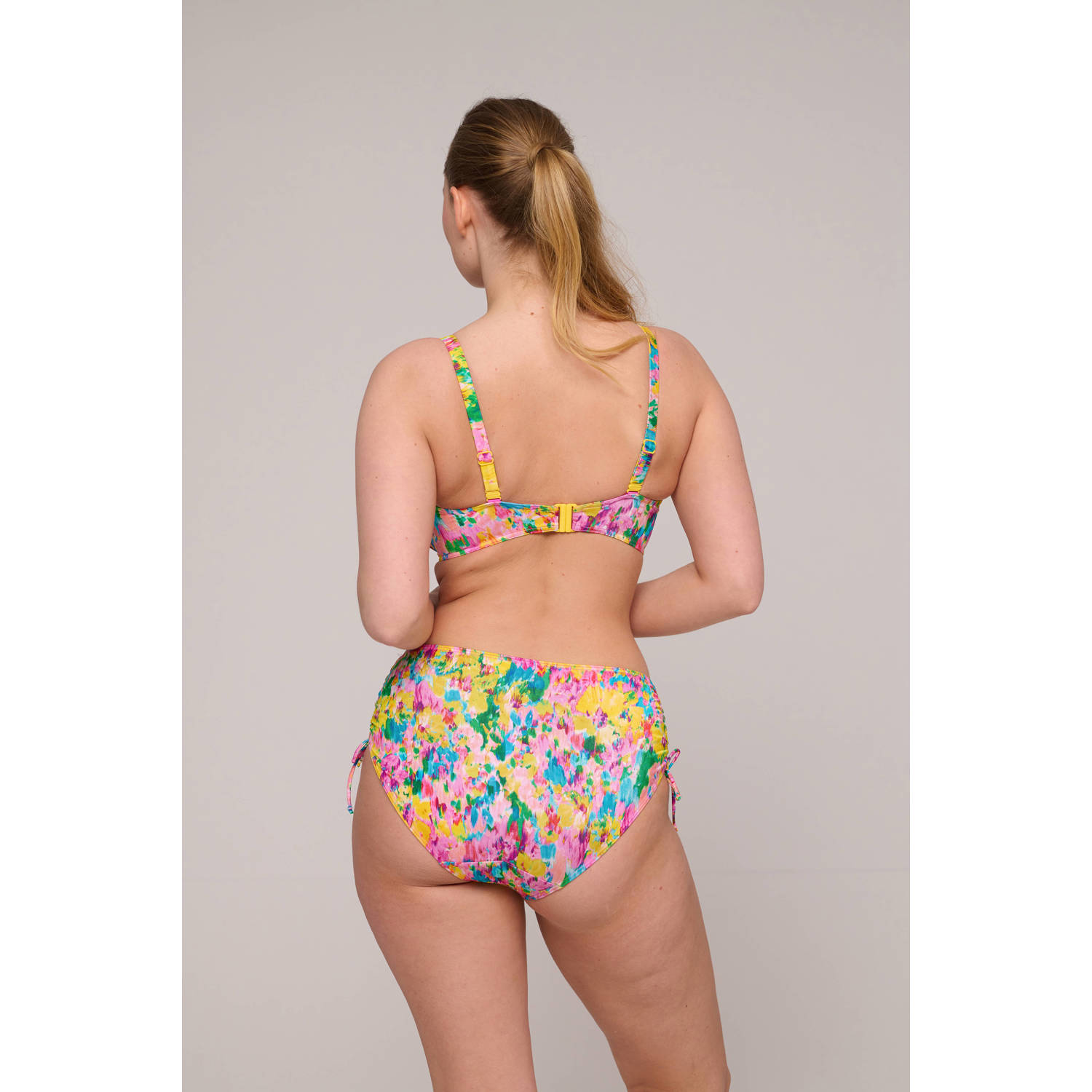 PrimaDonna high waist bikinibroekje Ubud roze geel turquoise