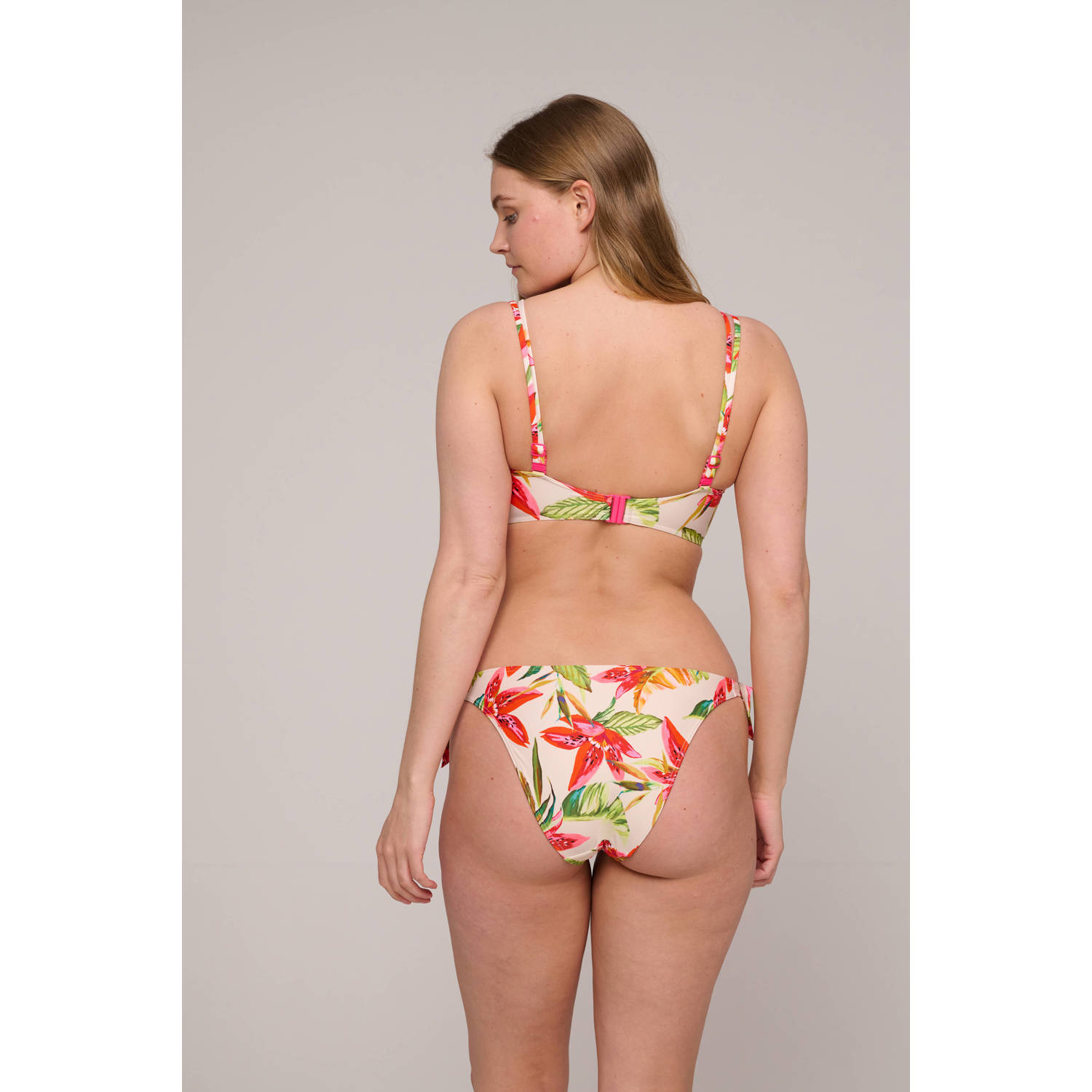 PrimaDonna voorgevormde beugel bikinitop Tanzania wit rood groen