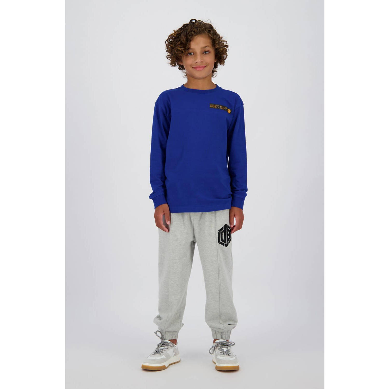 Vingino x Daley longsleeve Jetrod met backprint hardblauw