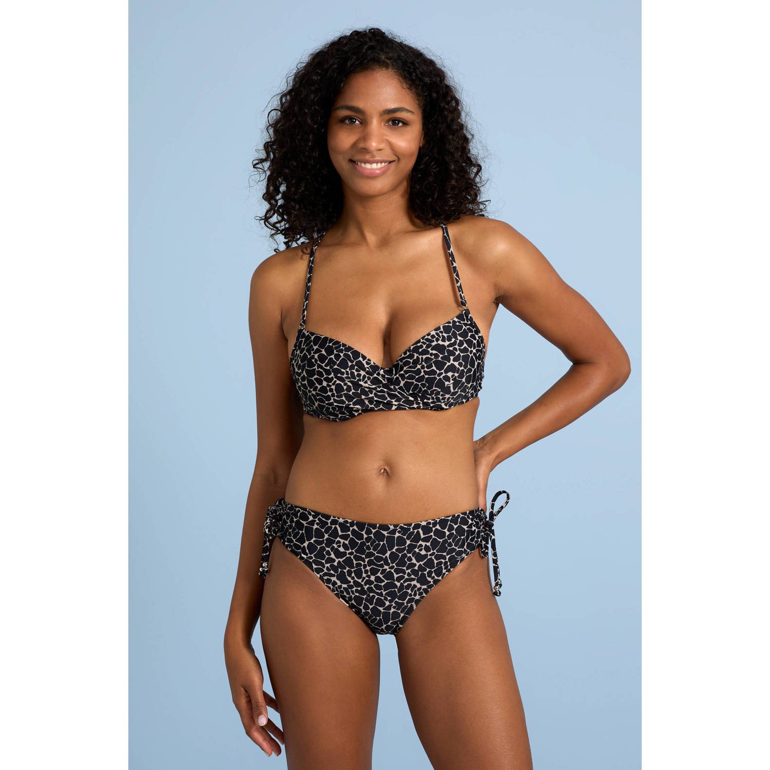 BEACHWAVE voorgevormde beugel bikinitop zwart beige