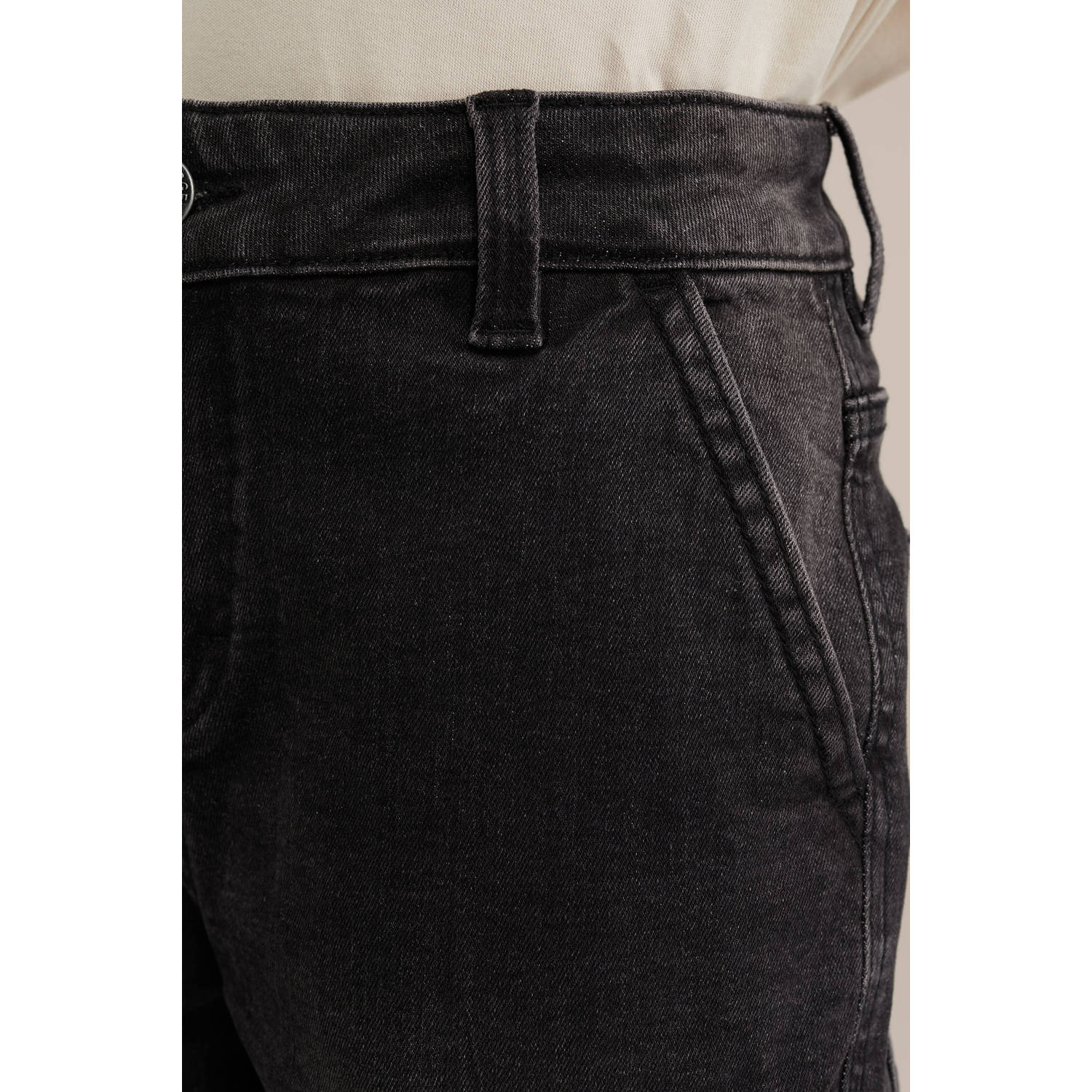 WE Fashion tapered fit jeans black faded