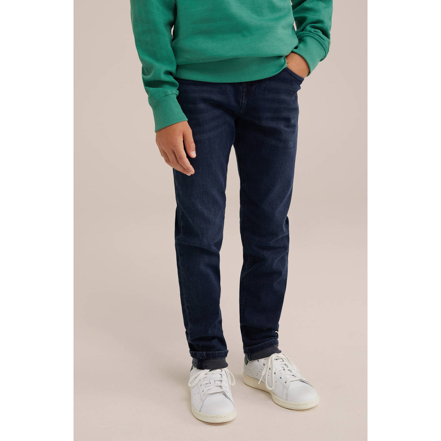 WE Fashion tapered fit jeans blue black denim