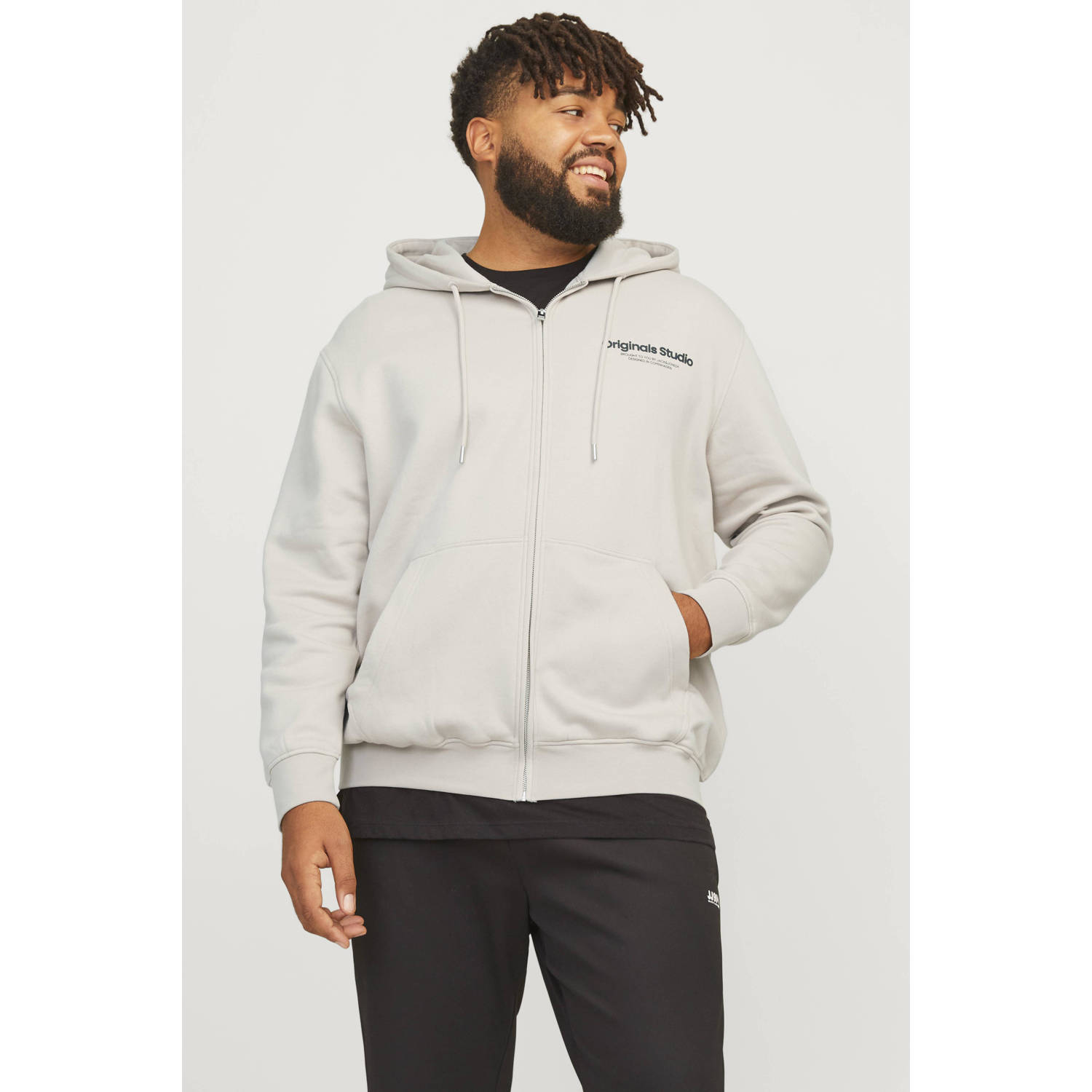 JACK & JONES PLUS SIZE sweatvest JORVESTERBRO Plus Size met printopdruk ecru