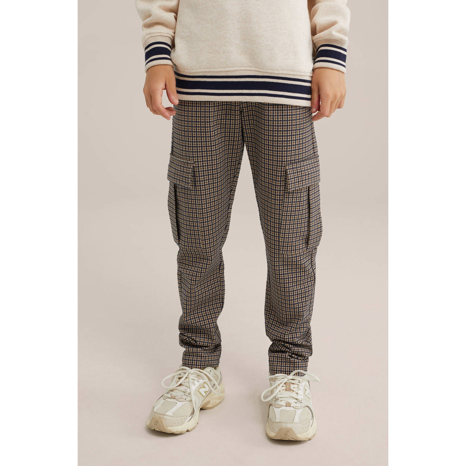 WE Fashion cargobroek met pied-de-poule beige bruin donkerblauw
