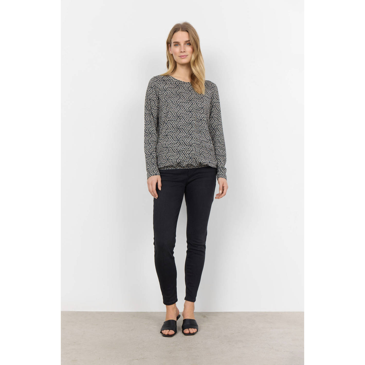Soyaconcept top GALINA met grafische print zwart wit
