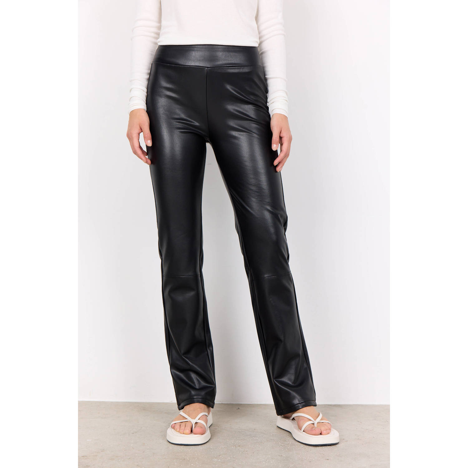Soyaconcept imitatieleren straight fit broek HAIDA zwart