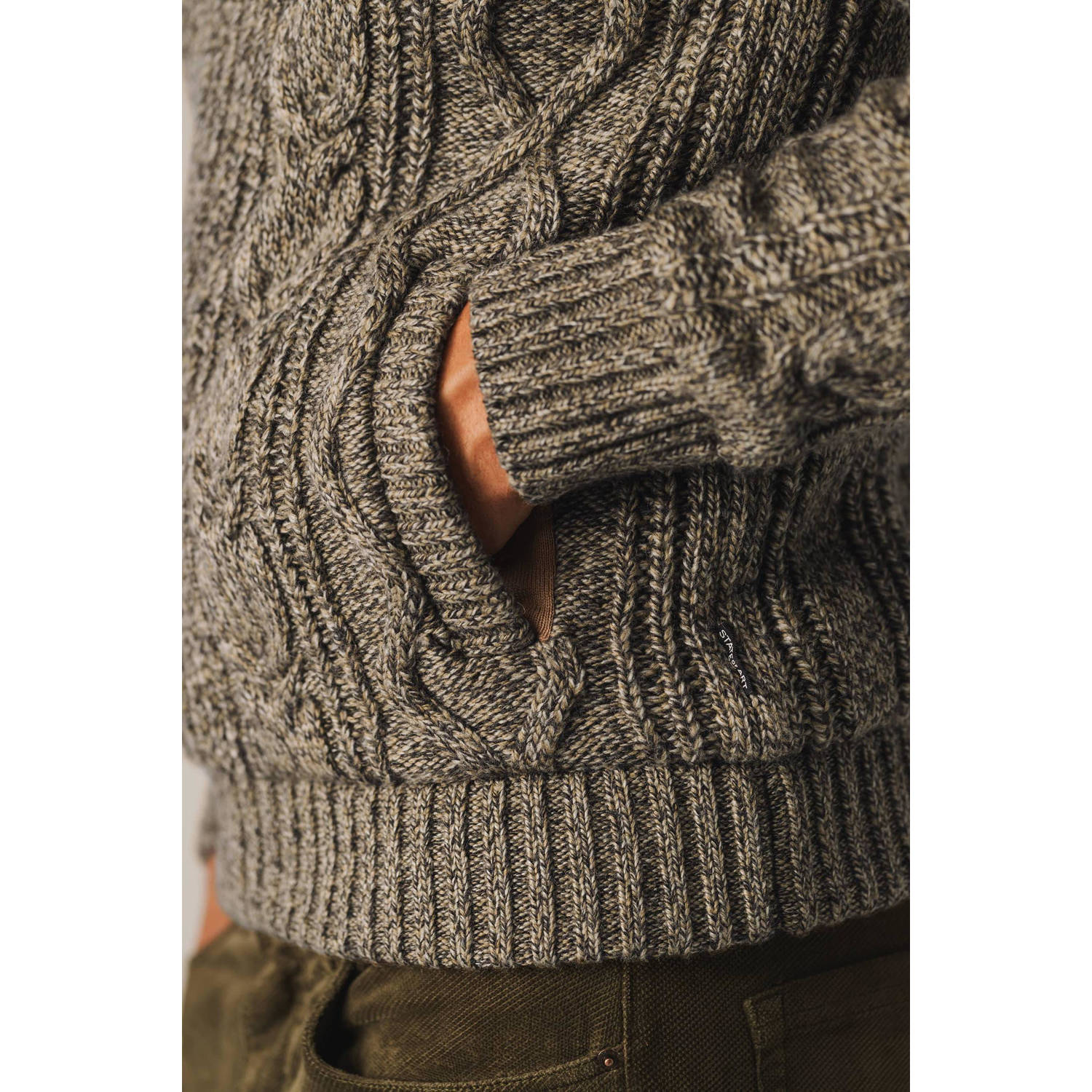 State of Art grofgebreid vest met wol en ingebreid patroon beige