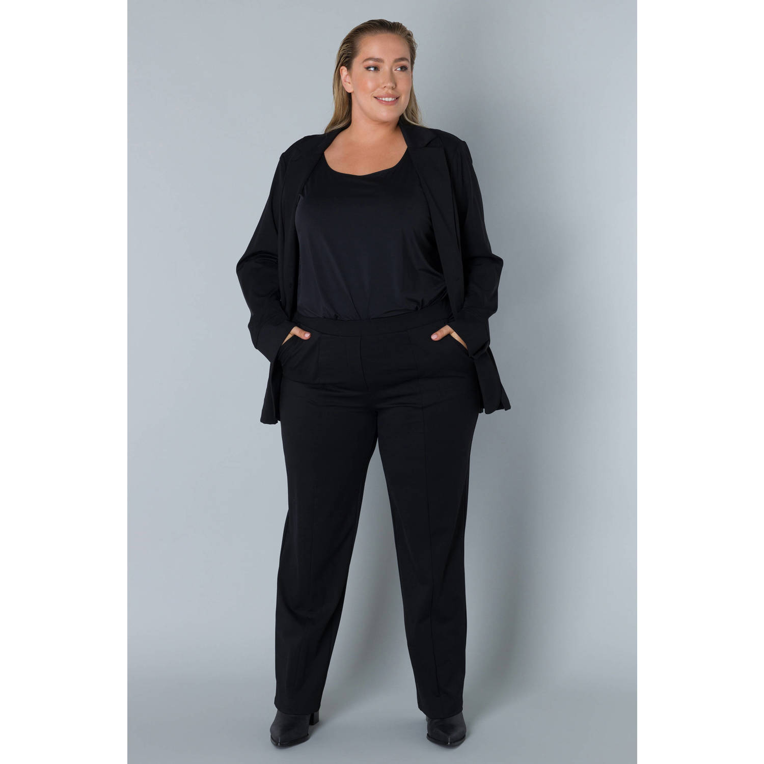 Colletta slim fit broek zwart