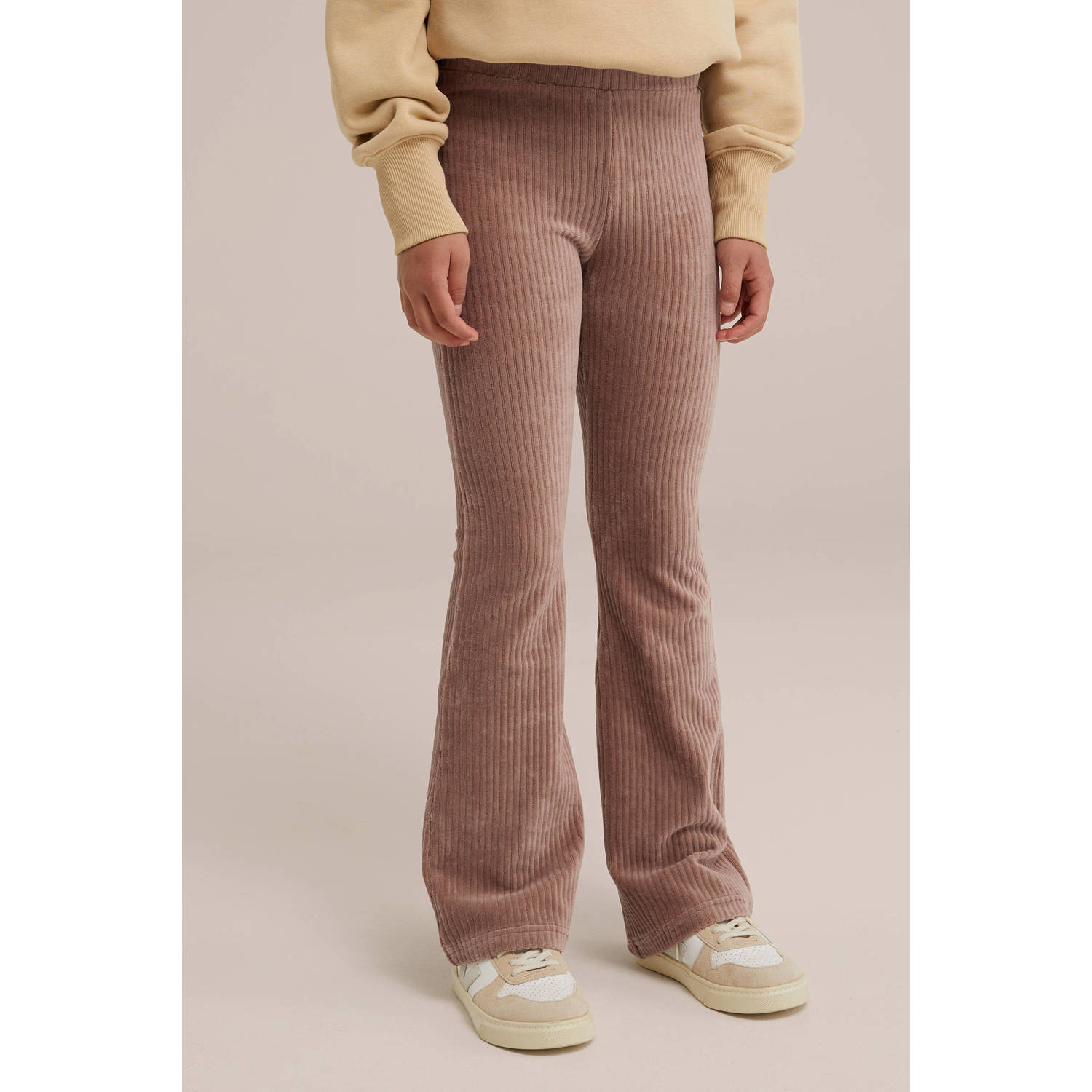 WE Fashion velours flared broek lichtbruin
