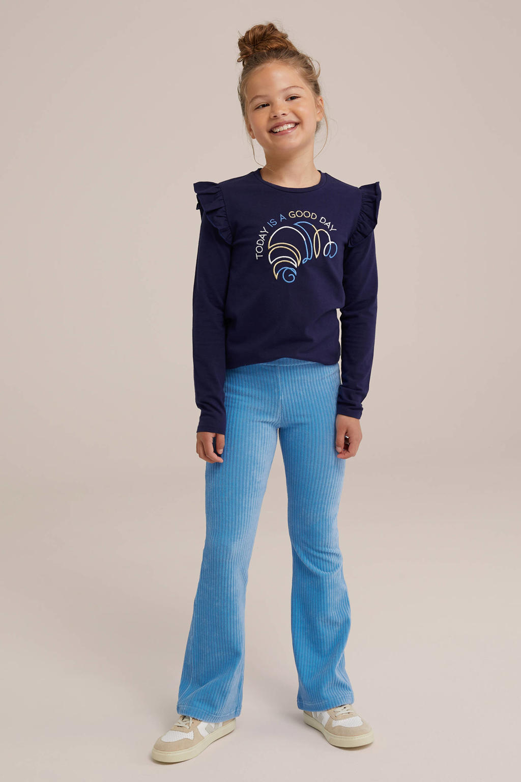 Blauwe meisjes WE Fundamentals velours flared broek van corduroy met regular waist, elastische tailleband en effen