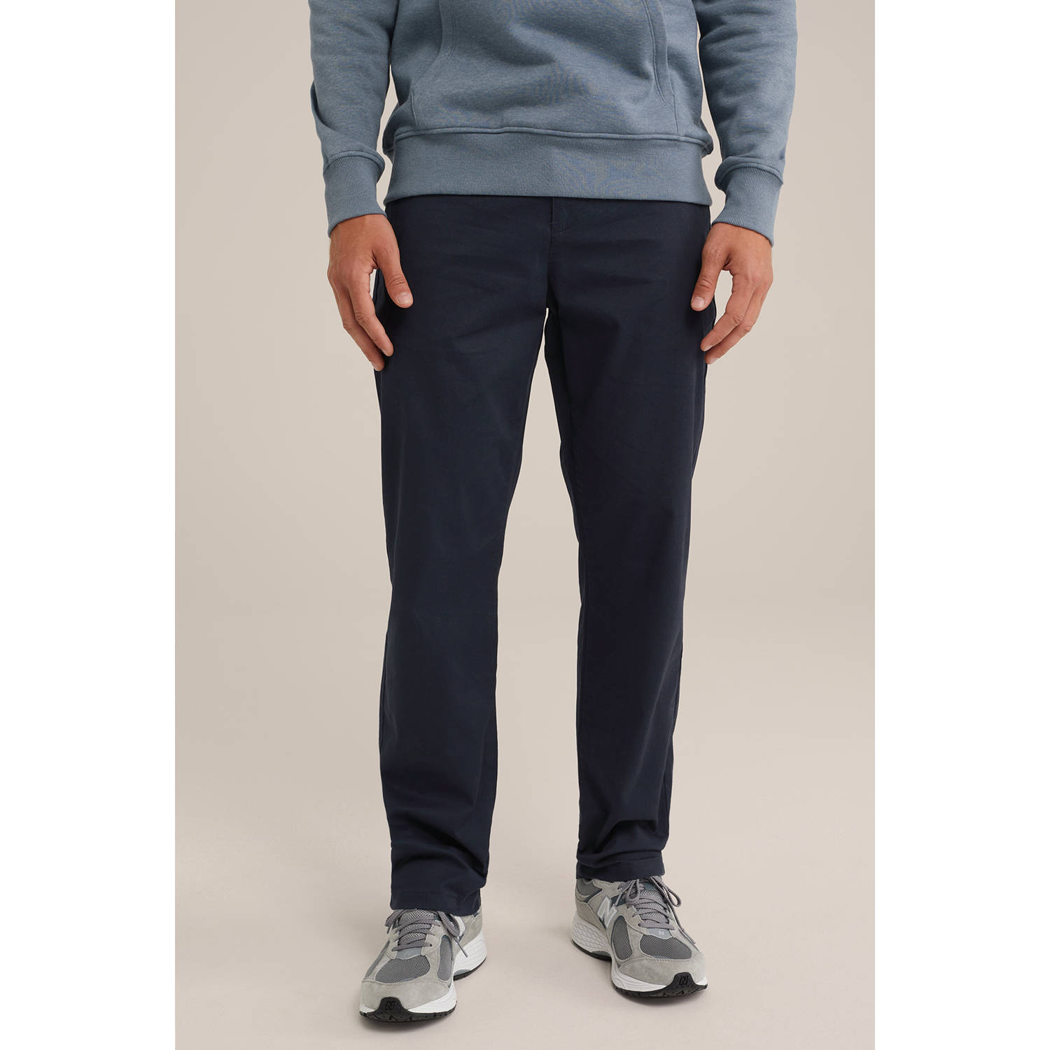 WE Fashion WE Fundamentals regular fit chino donkerblauw