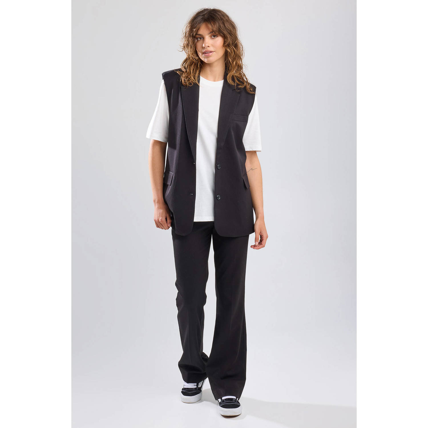 America Today gilet met all over print zwart
