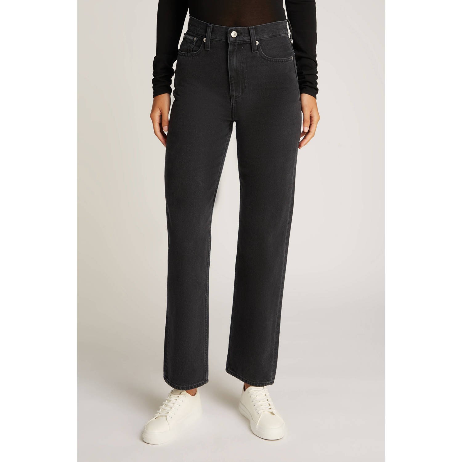 Calvin Klein Mom jeans HIGH RISE STRAIGHT lichte stone wash-look met muntzakje