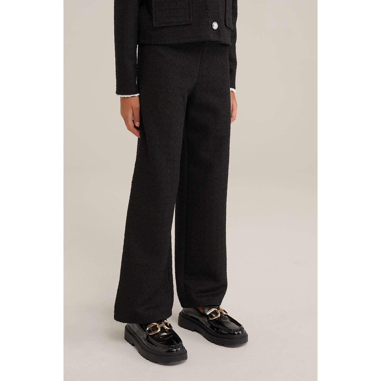 WE Fashion straight fit broek zwart