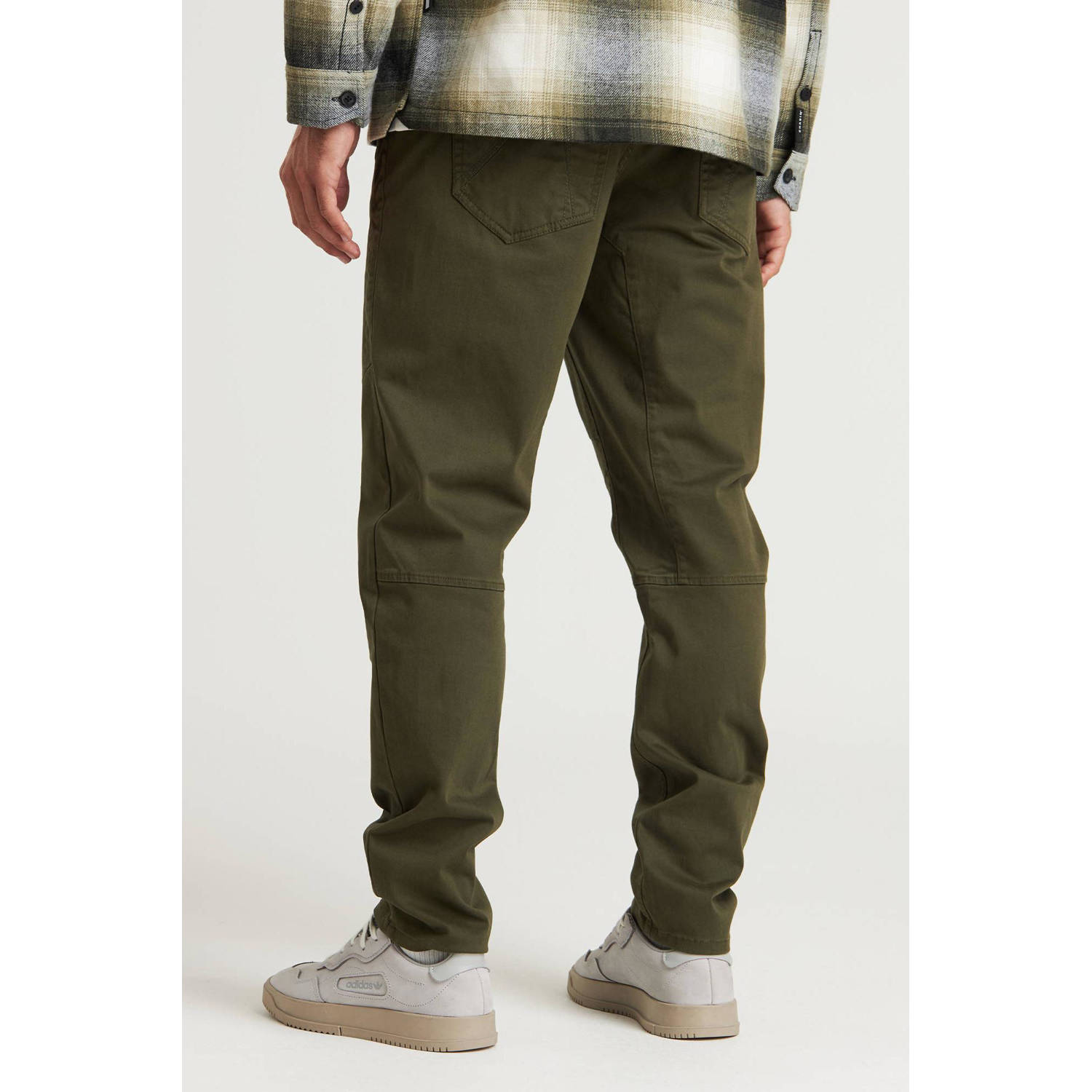 CHASIN' slim fit broek Resa.L Magnus donkergroen