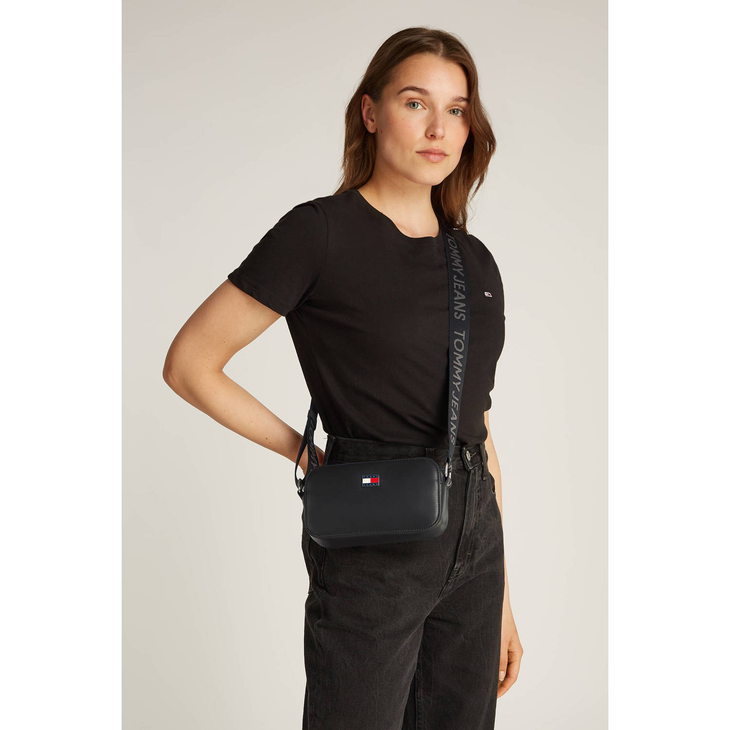 TOMMY JEANS Schoudertas TJW DAILY ELEV CAMERA BAG dames mini bag schoudertas met verstelbare schouderriemen