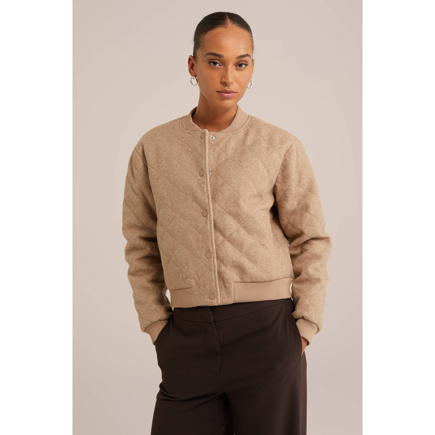 WE Fashion quilted gewatteerde tussenjas beige