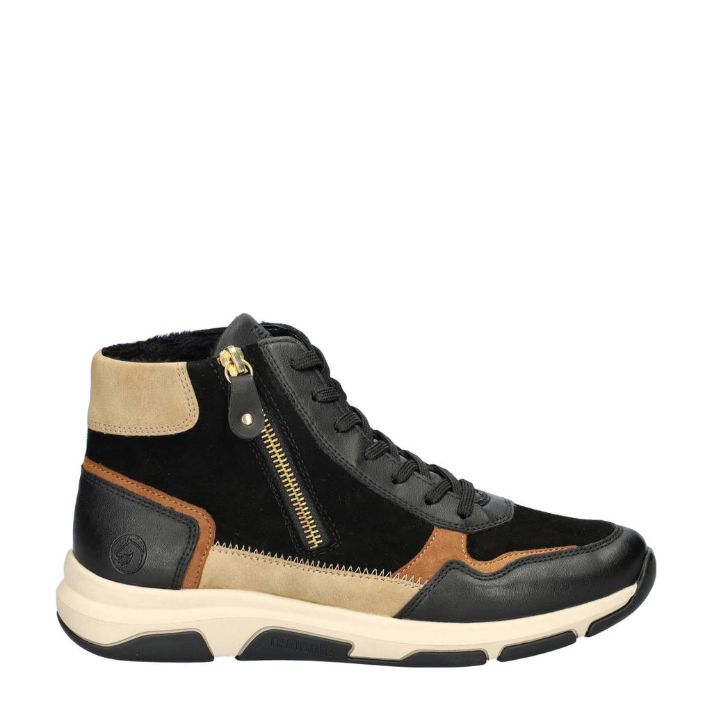 De mooiste witte dames sneakers in de sale