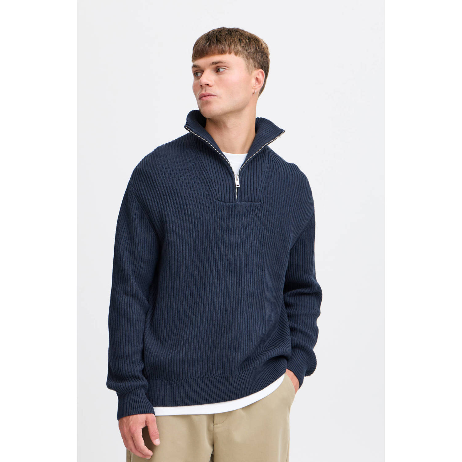 Solid gebreide trui donkerblauw
