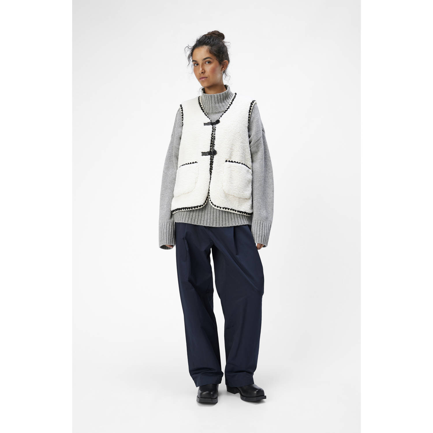 OBJECT gilet OBJPAULINE wit zwart