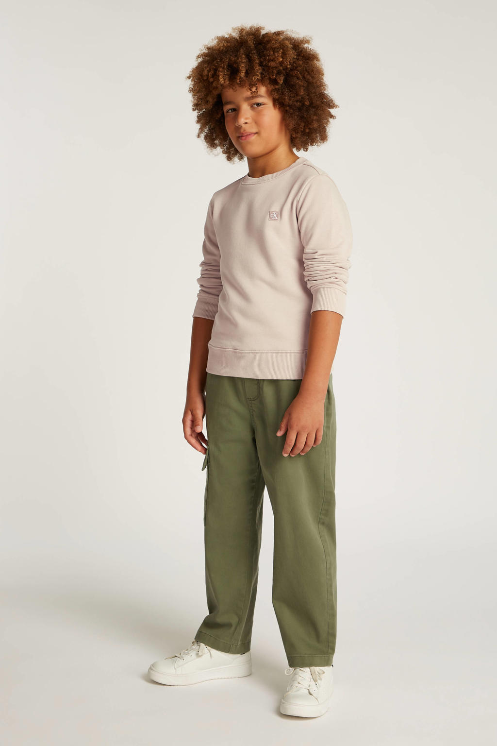 Beige jongens en meisjes Calvin Klein sweater van katoen met logo dessin, lange mouwen, ronde hals en geribde boorden