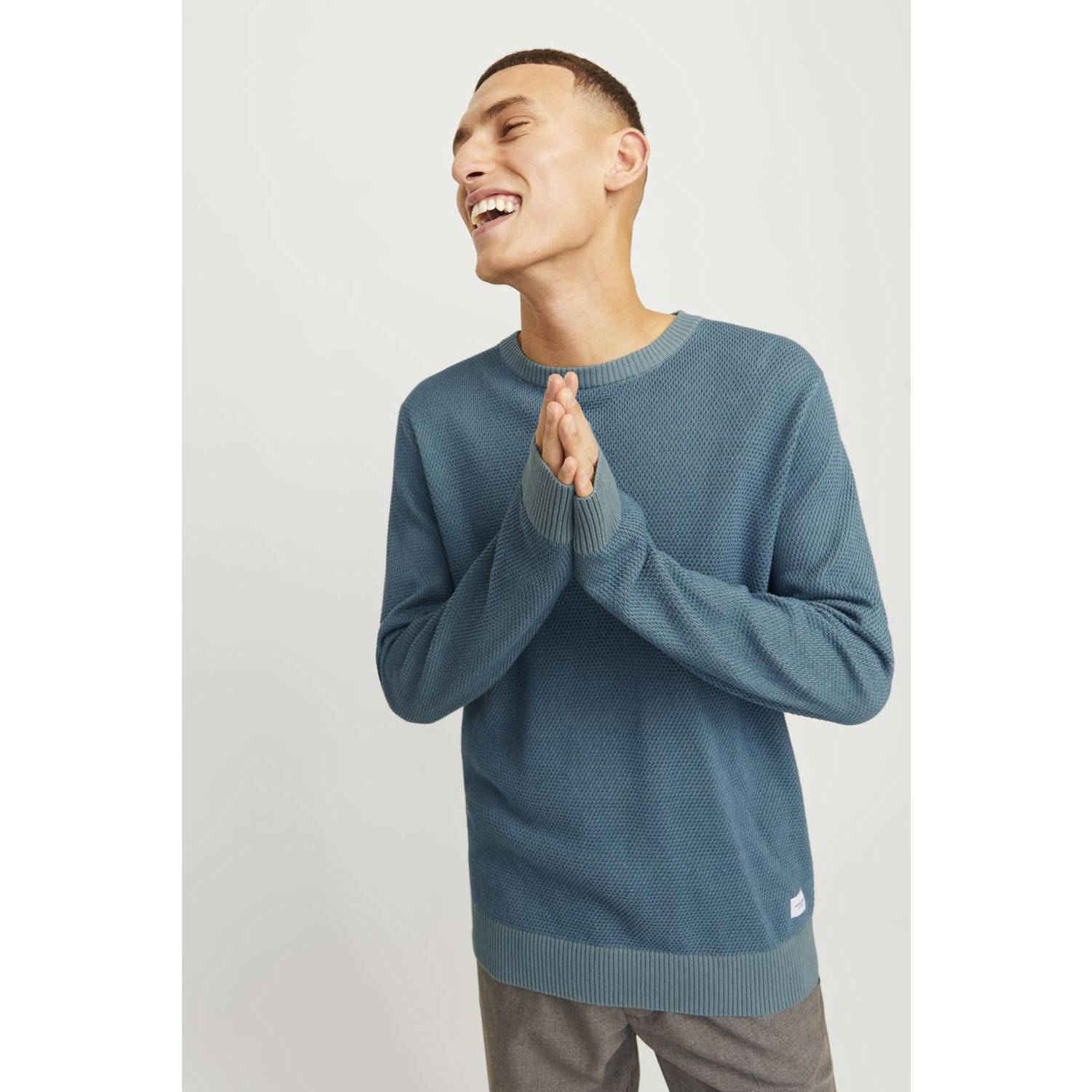 JACK & JONES ESSENTIALS gebreide trui JJEGLOBE blauw