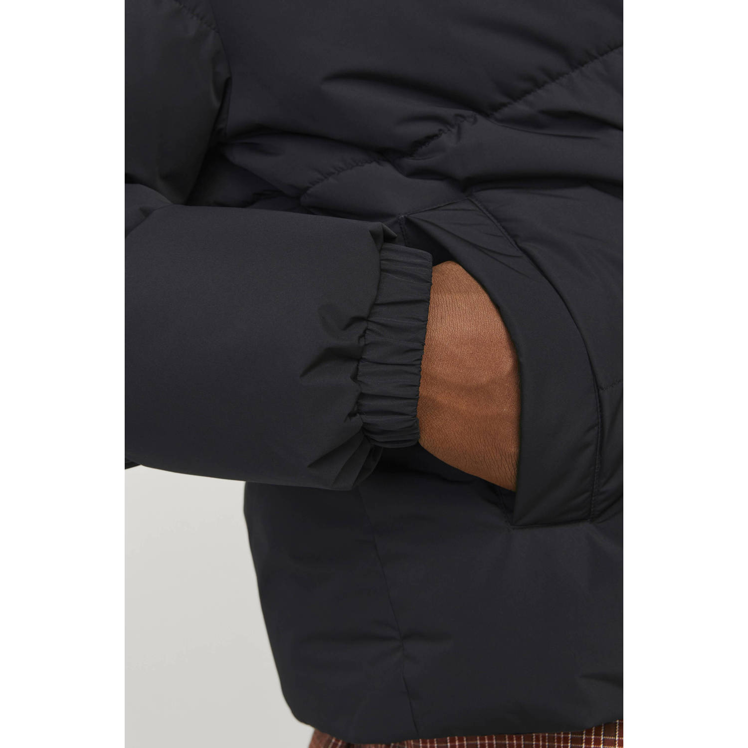 JACK & JONES ESSENTIALS gewatteerde jas JJEBRADLEY zwart
