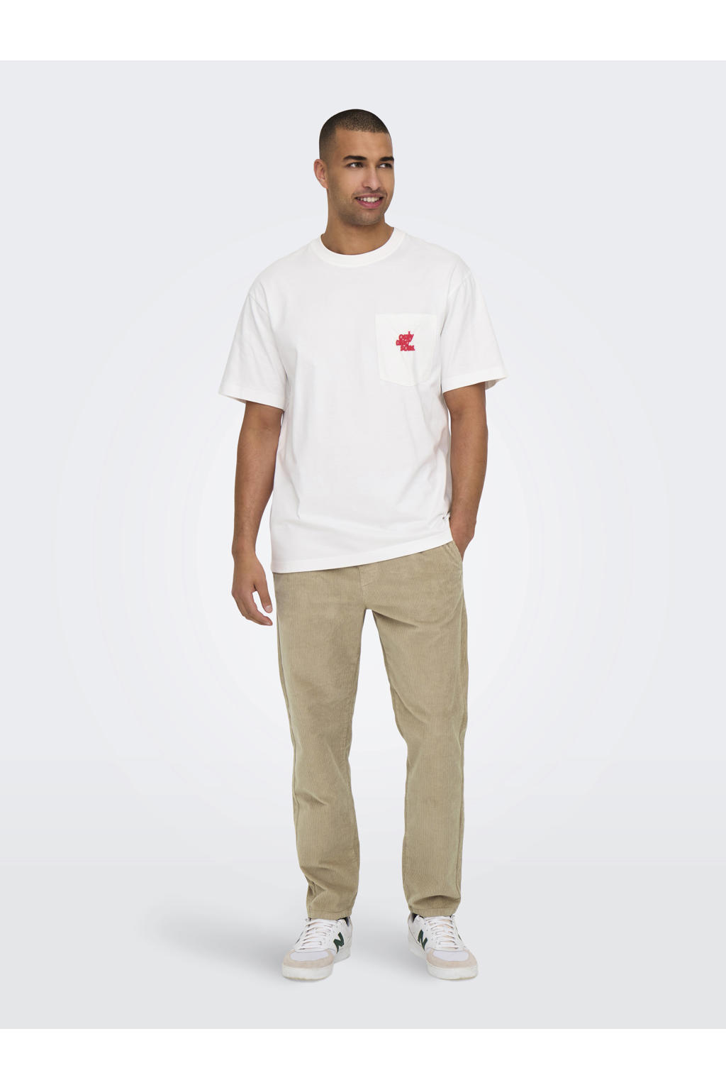 ONLY & SONS corduroy tapered fit broek ONSLINUS beige