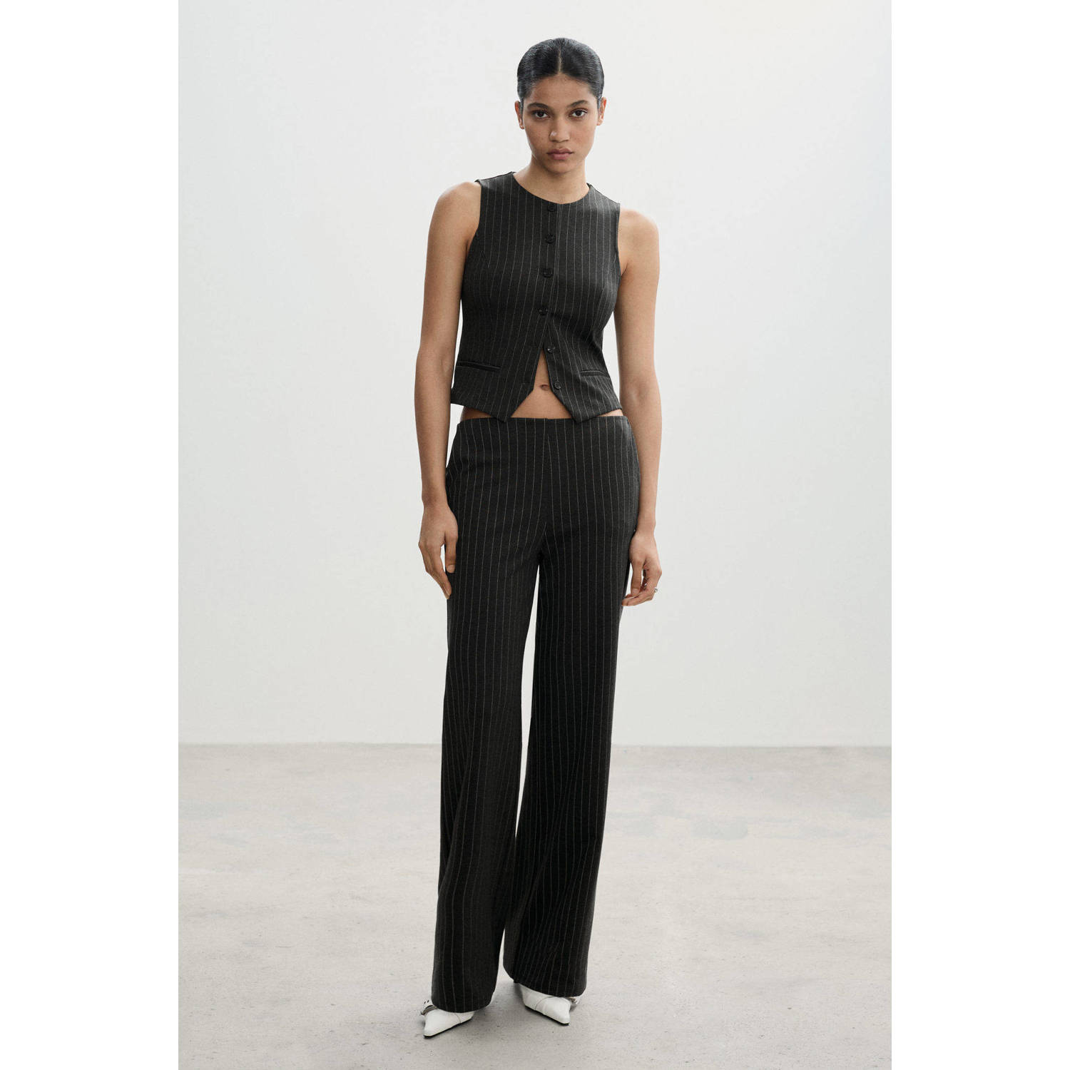 Mango straight fit broek met krijtstreep antraciet