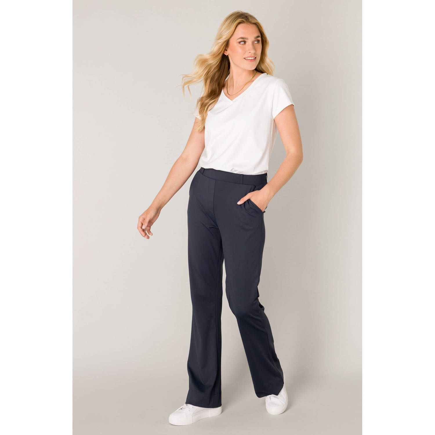 Base Level regular waist flared broek donkerblauw