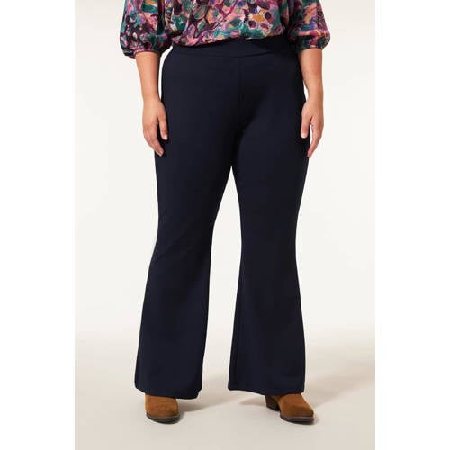 Miss Etam Plus flared broek Mara donkerblauw afbeelding