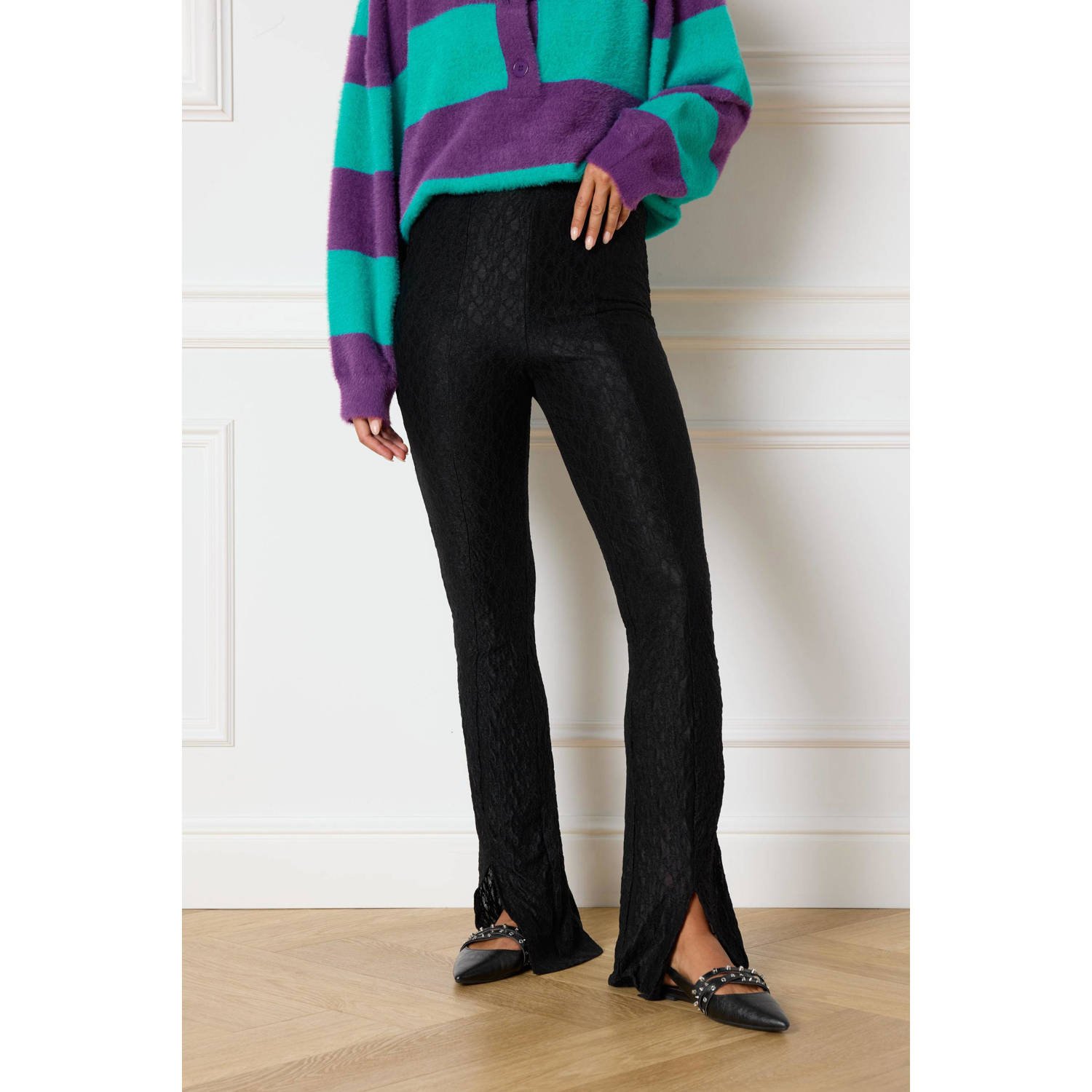 Refined Department flared broek IRIS met textuur zwart