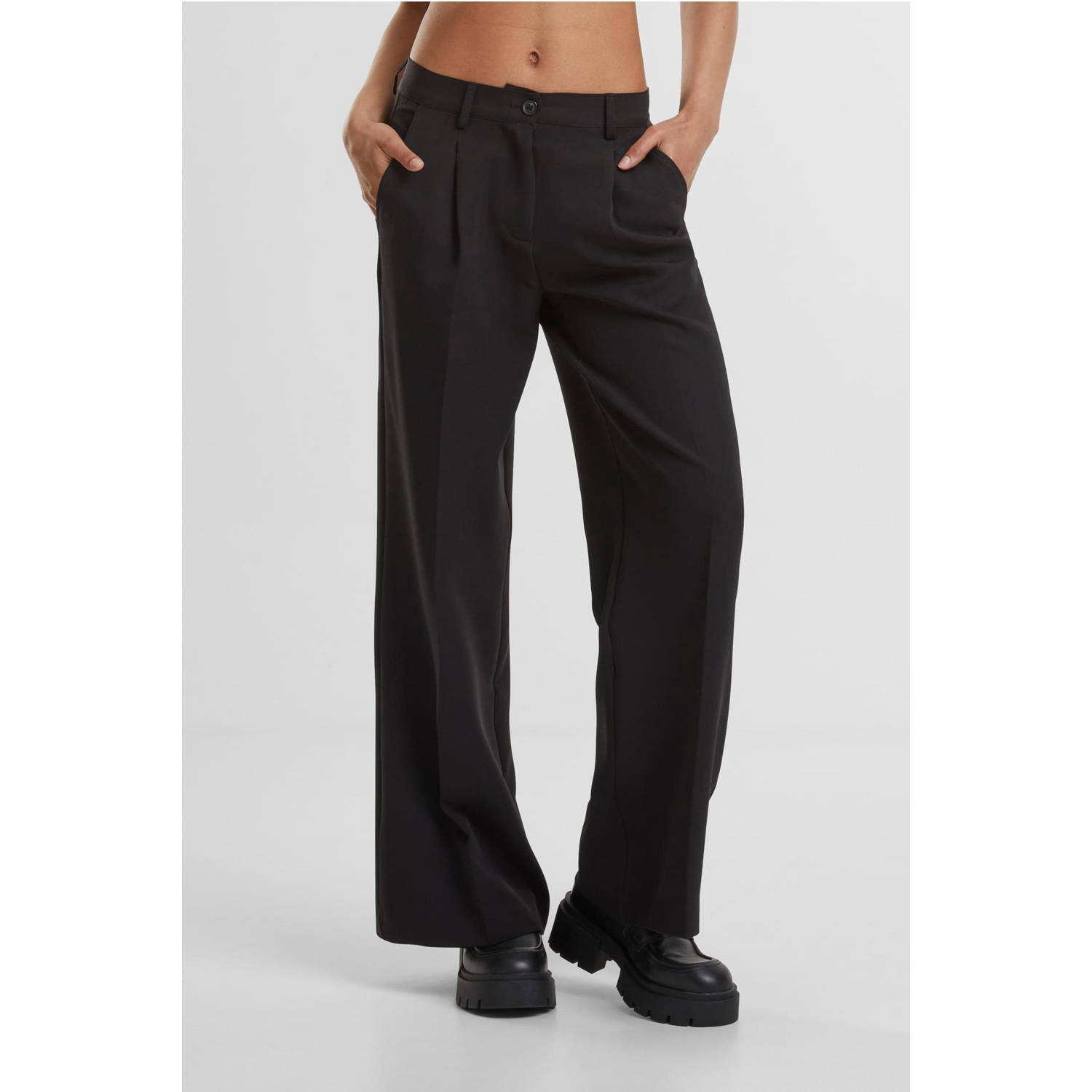 Urban Classics Curvy wide leg pantalon zwart