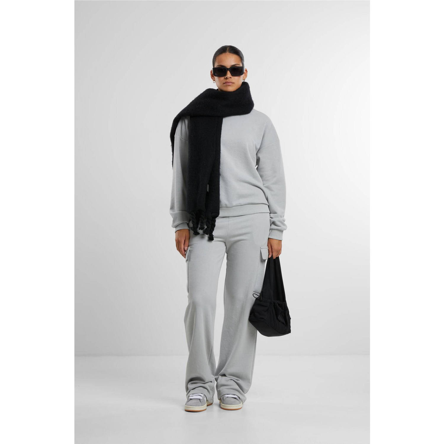 Urban Classics Curvy sweater grijs