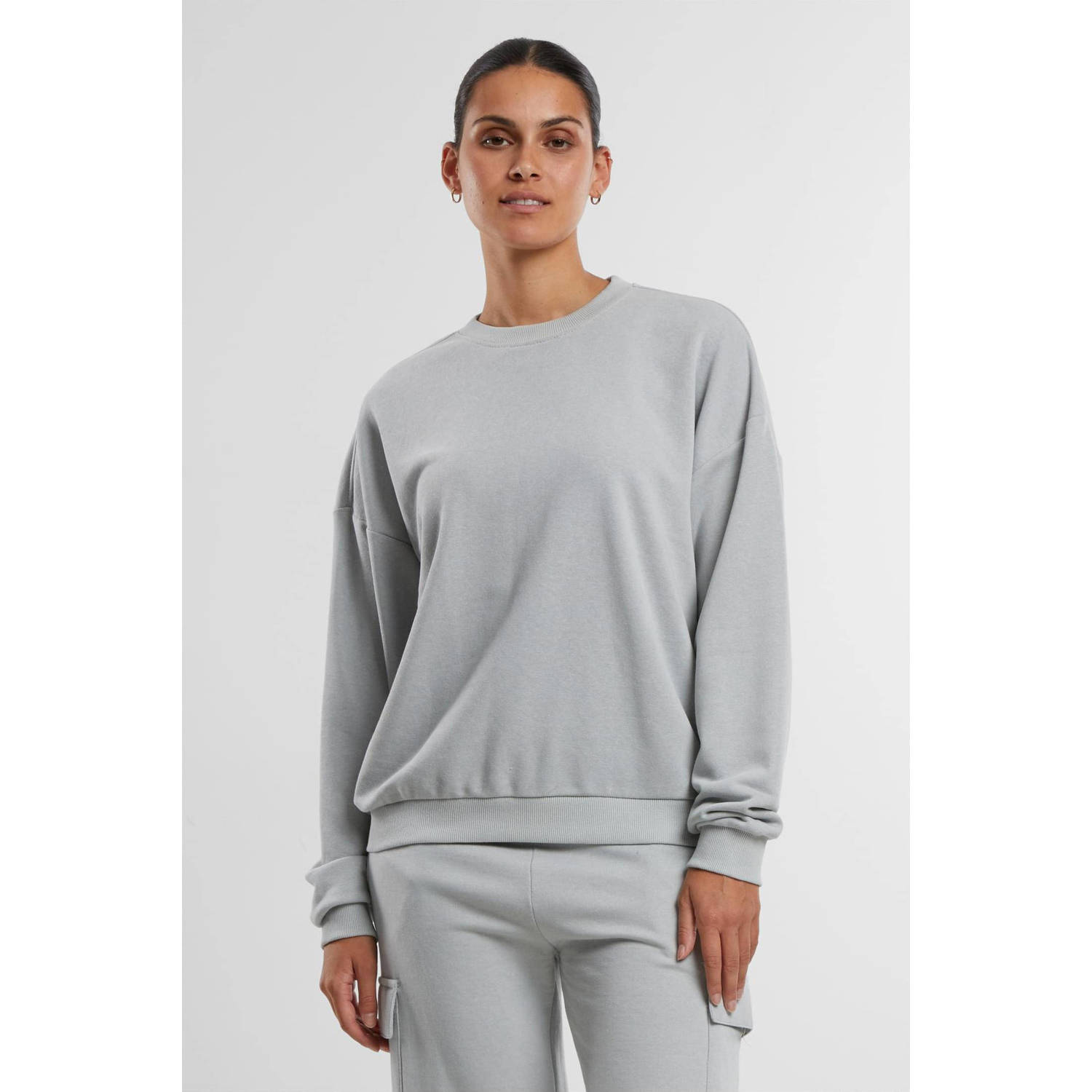 Urban Classics Curvy sweater grijs