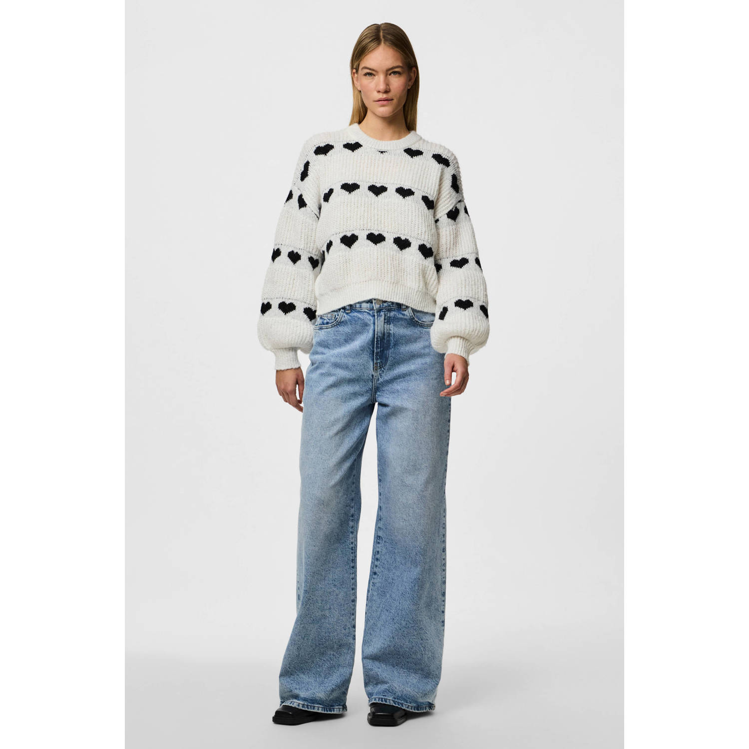 Pieces Regular fit gebreide pullover met gebreid hartjesmotief model 'NOVE'