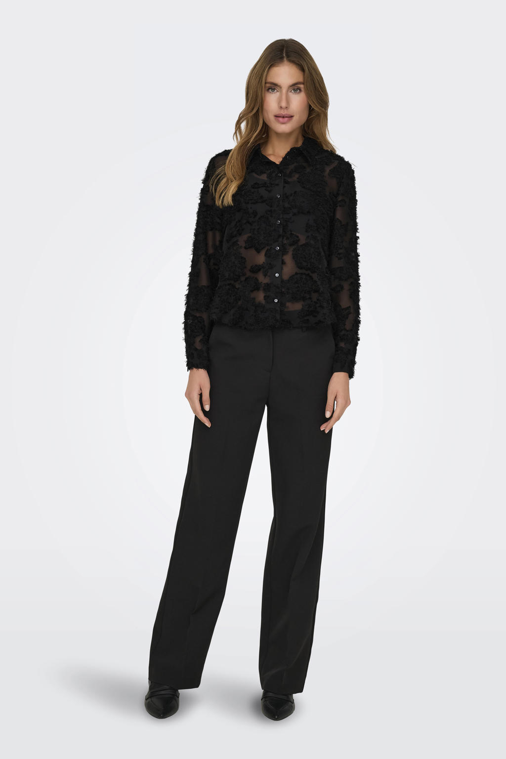 Zwarte dames JDY blouse van polyester met effen, lange mouwen, klassieke kraag, knoopsluiting en geweven detail