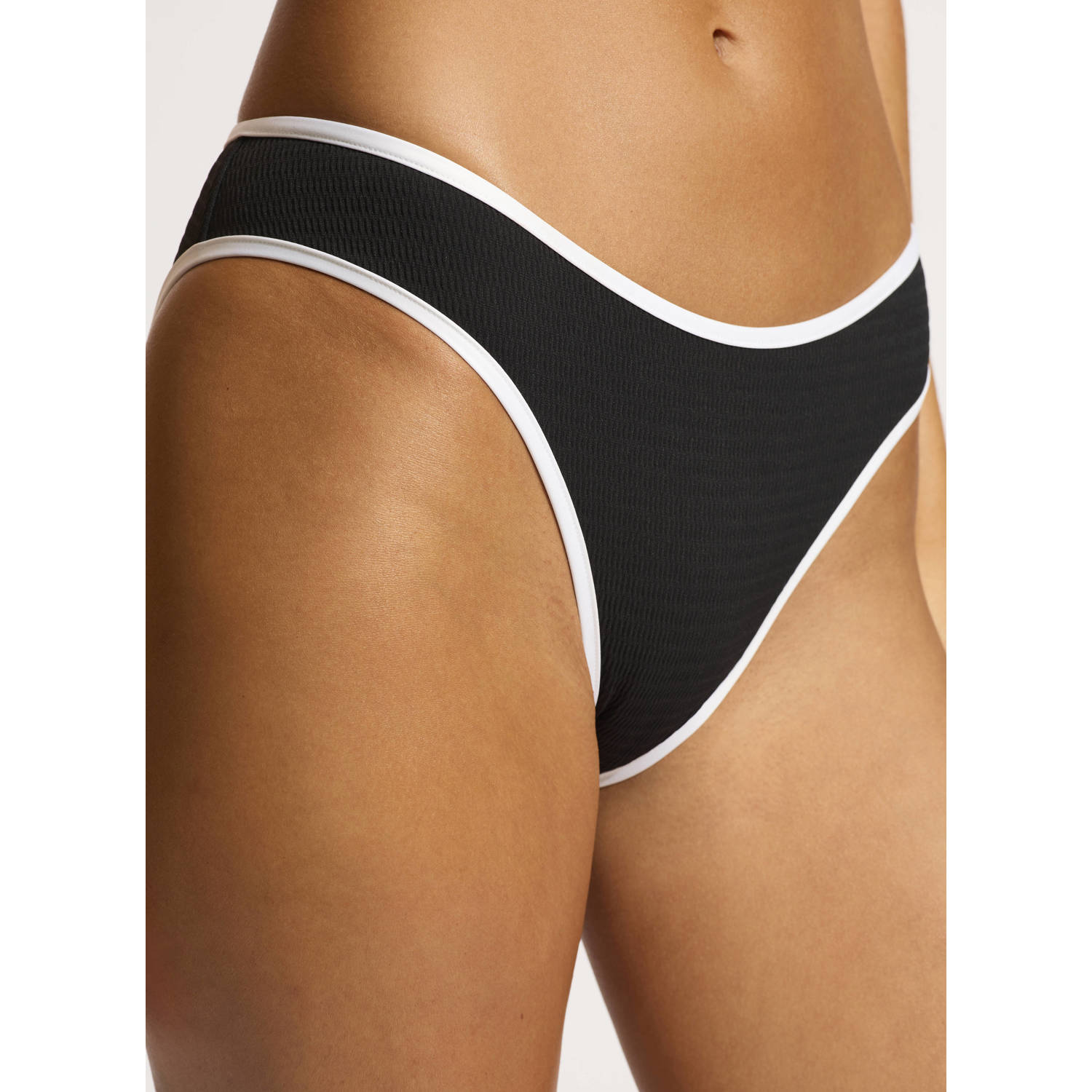 Seafolly Beach Bound high leg bikinibroekje zwart ecru