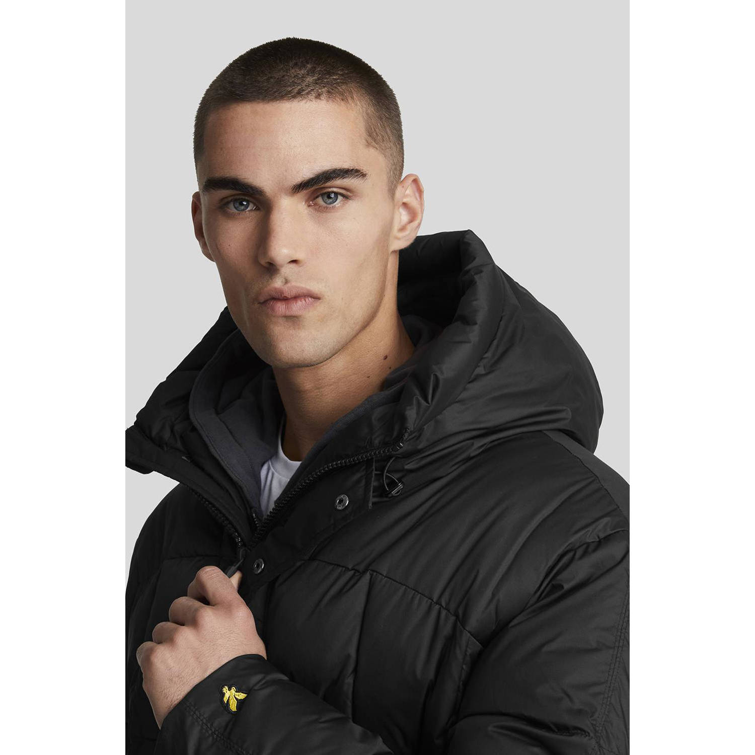 Lyle & Scott gewatteerde jas zwart