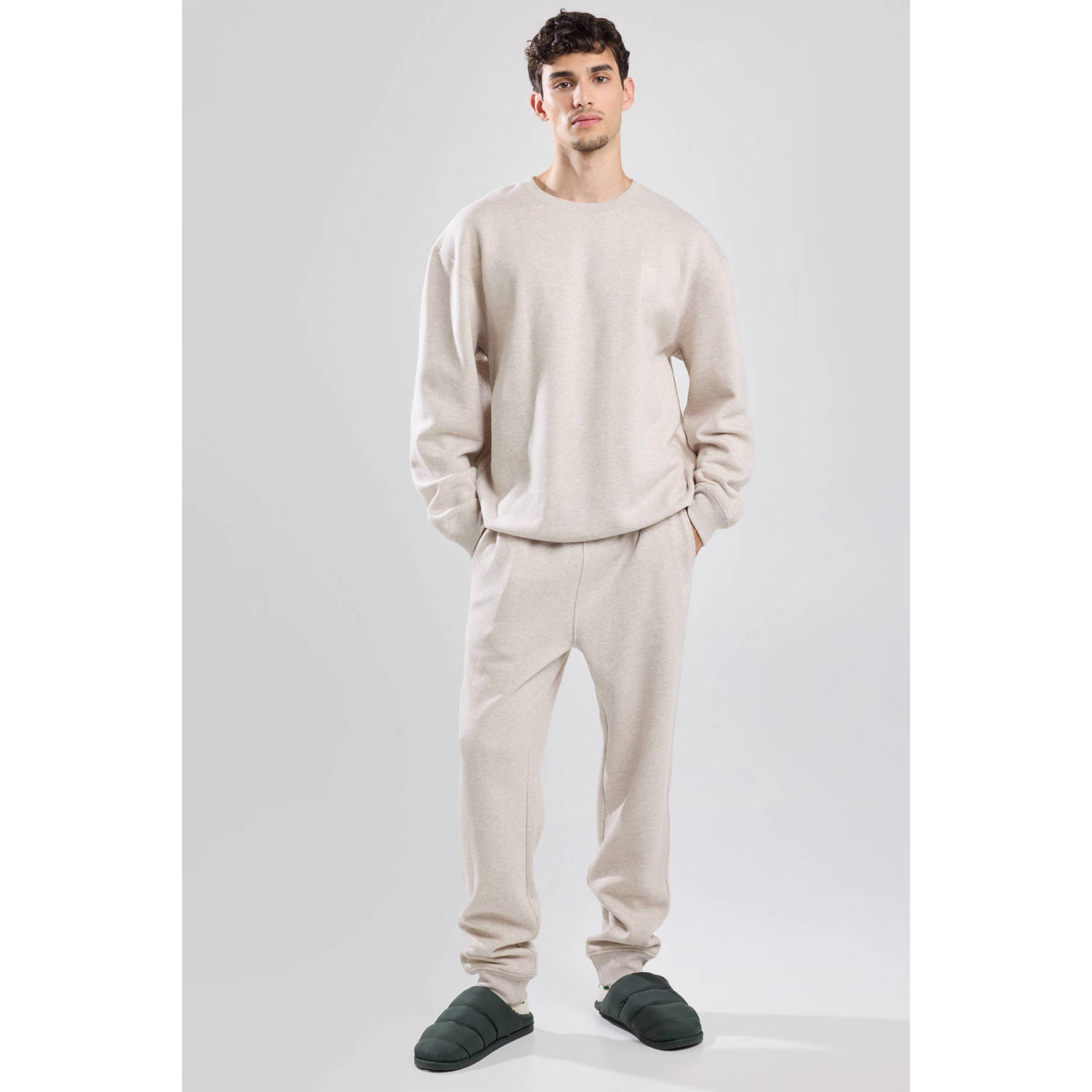 America Today sweater beige