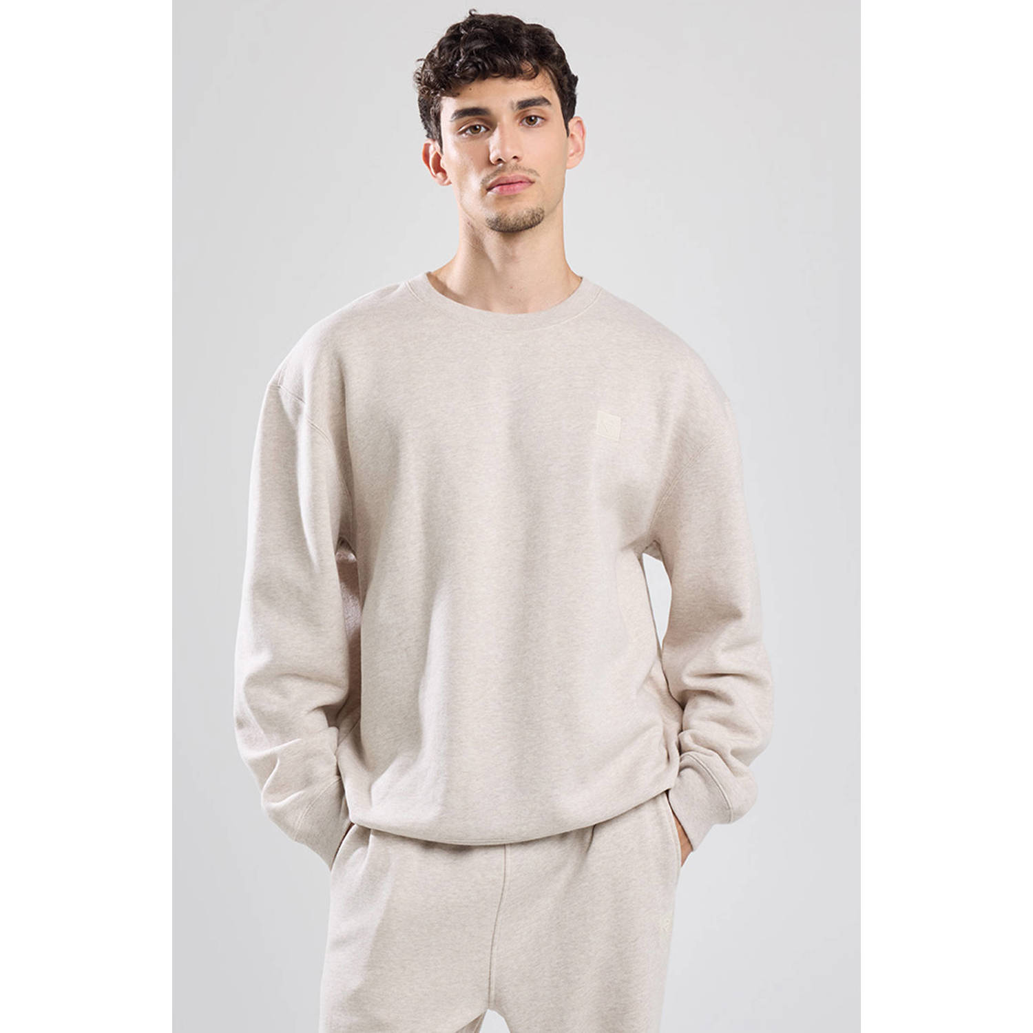 America Today sweater beige