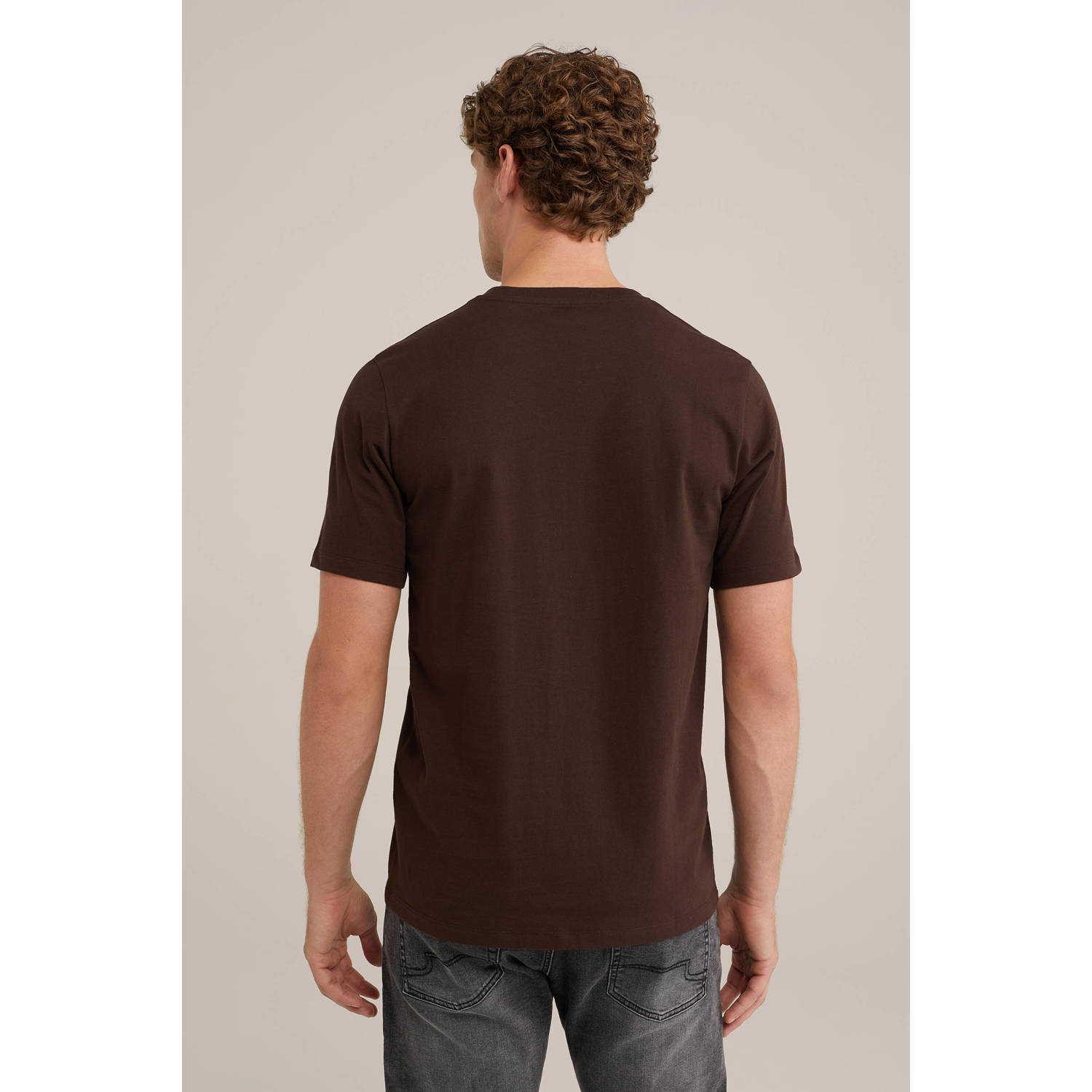 WE Fashion T-shirt donkerbruin
