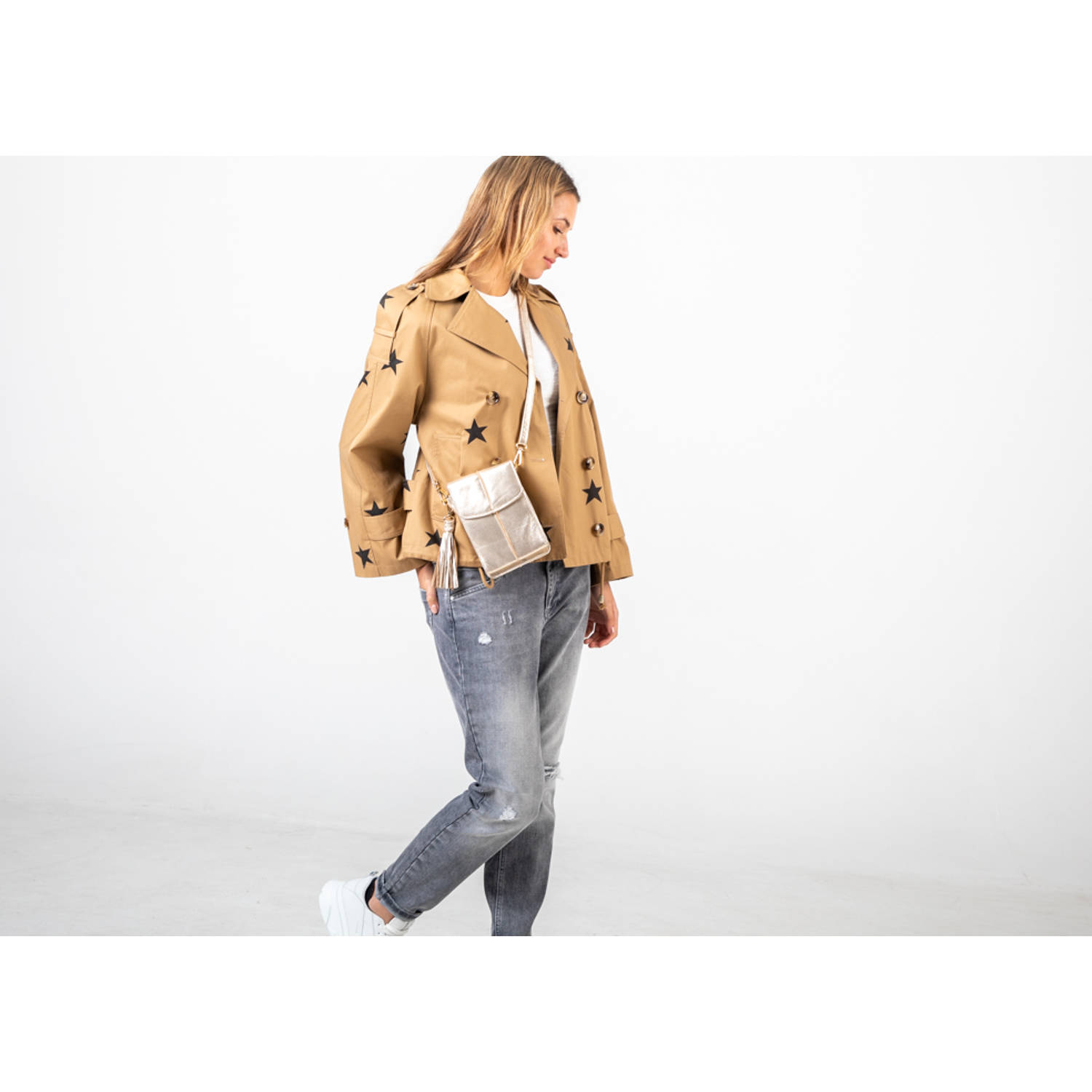 Chabo Bags leren crossbody tas Mover goudkleurig