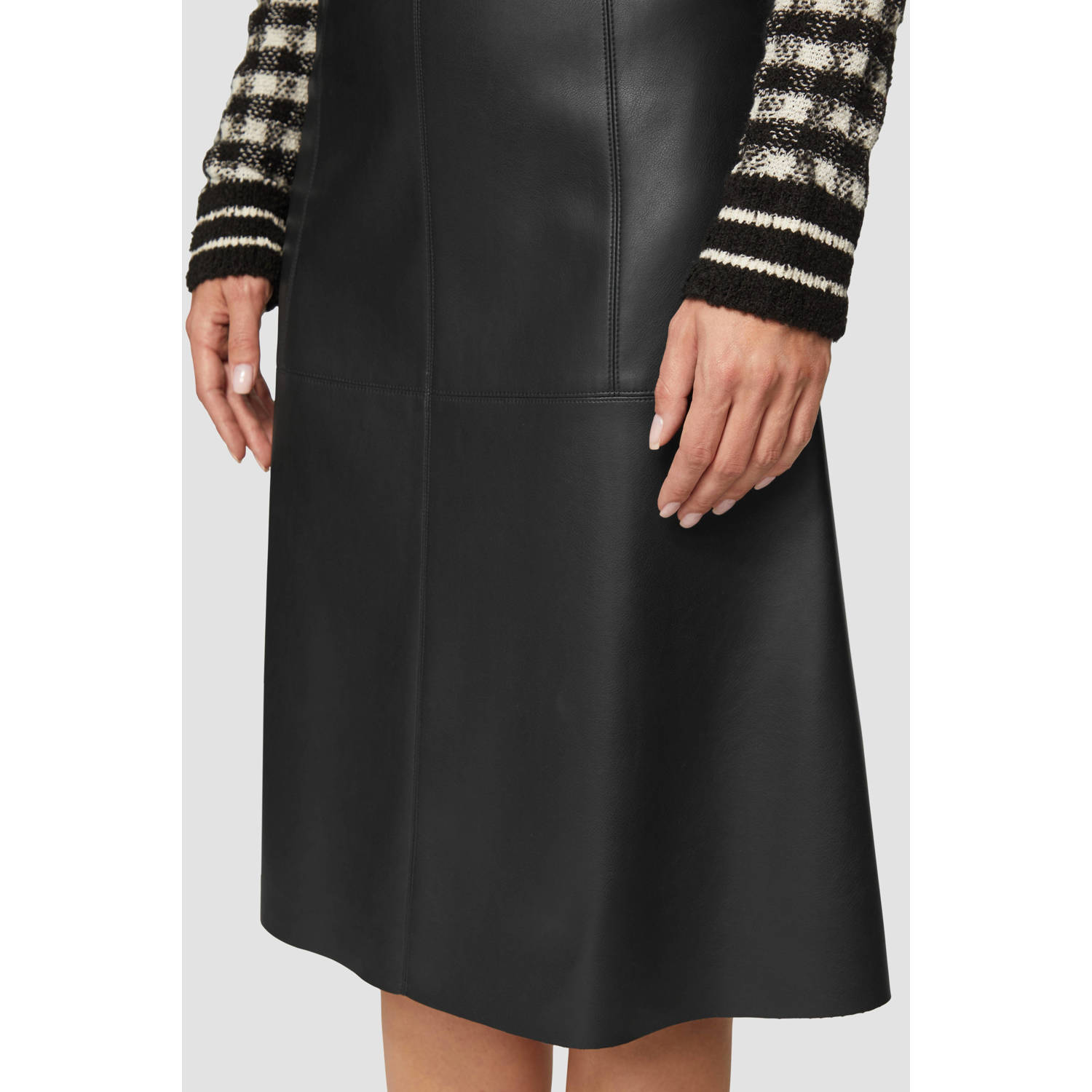 s.Oliver BLACK LABEL imitatieleren rok zwart