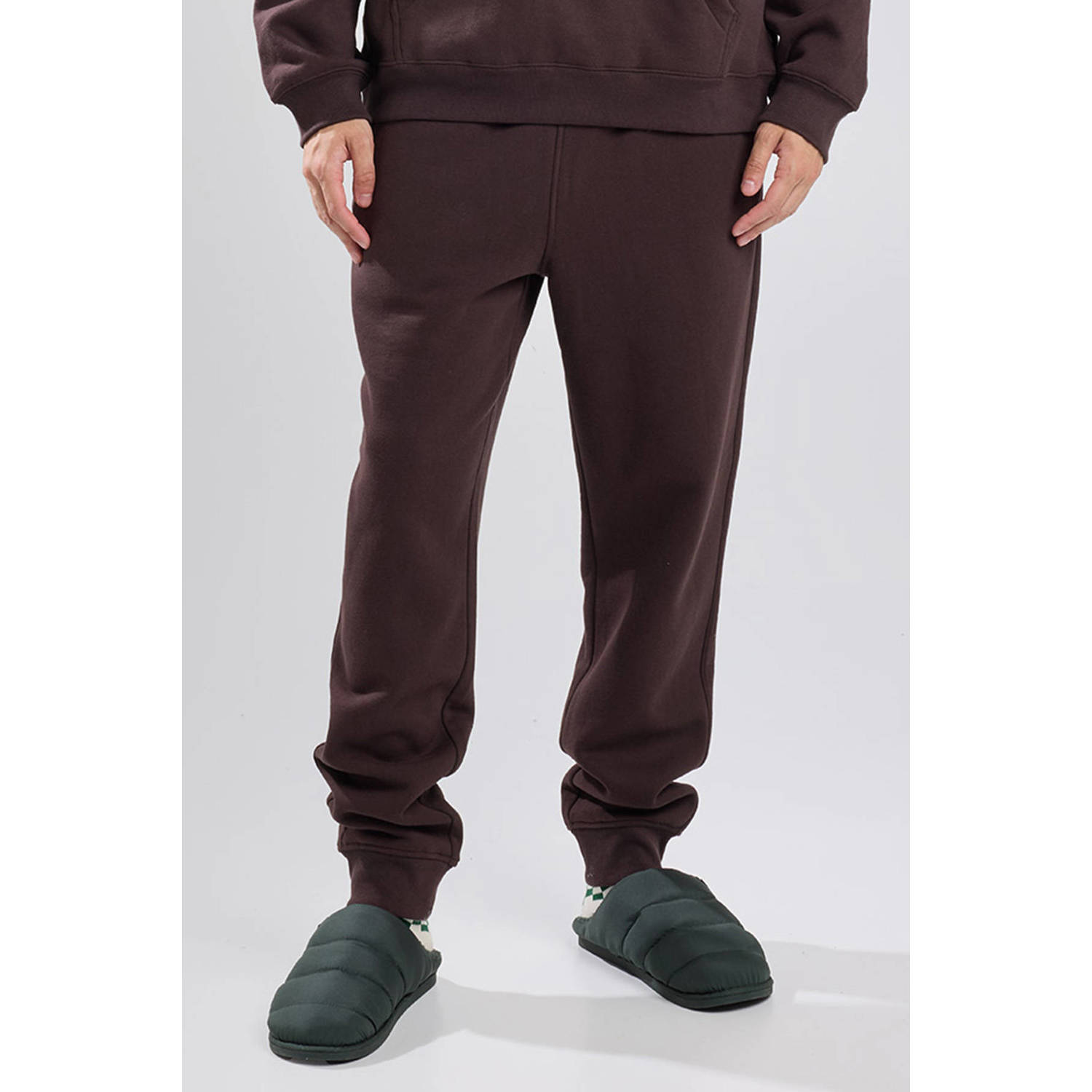America Today regular fit joggingbroek Col dark brown