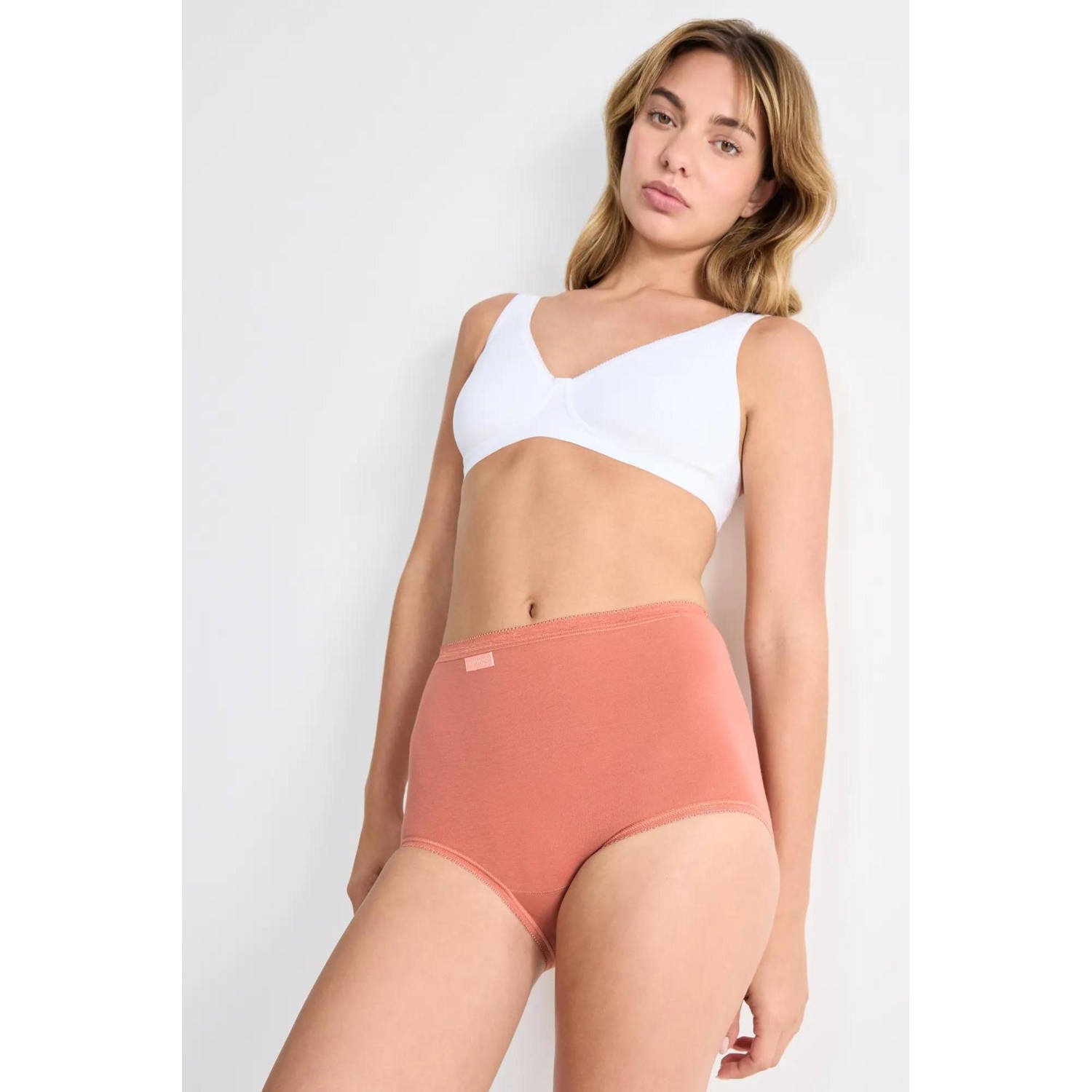 Sloggi Basic+ maxislip (set van 4) koraalrood lichtblauw wit