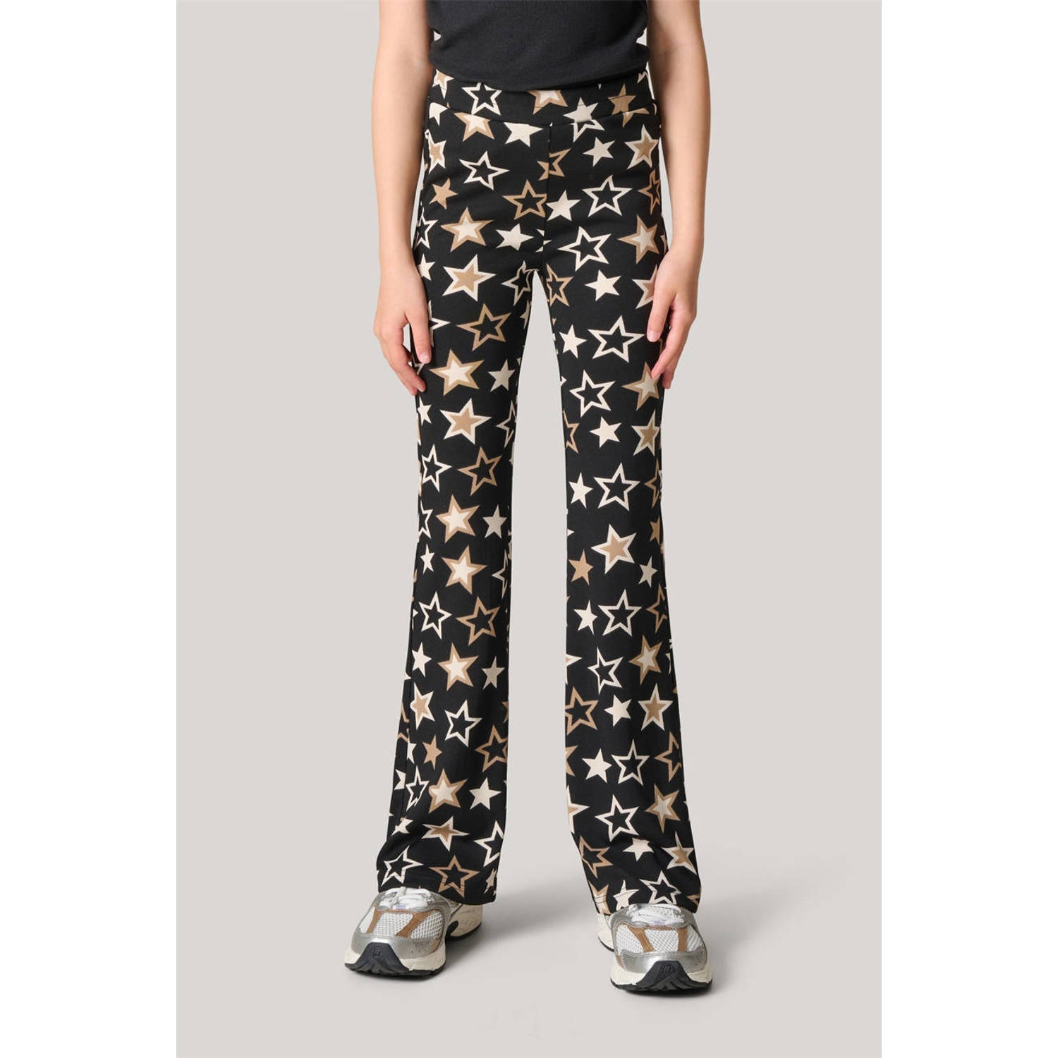 Shoeby flared broek met sterren zwart goud wit