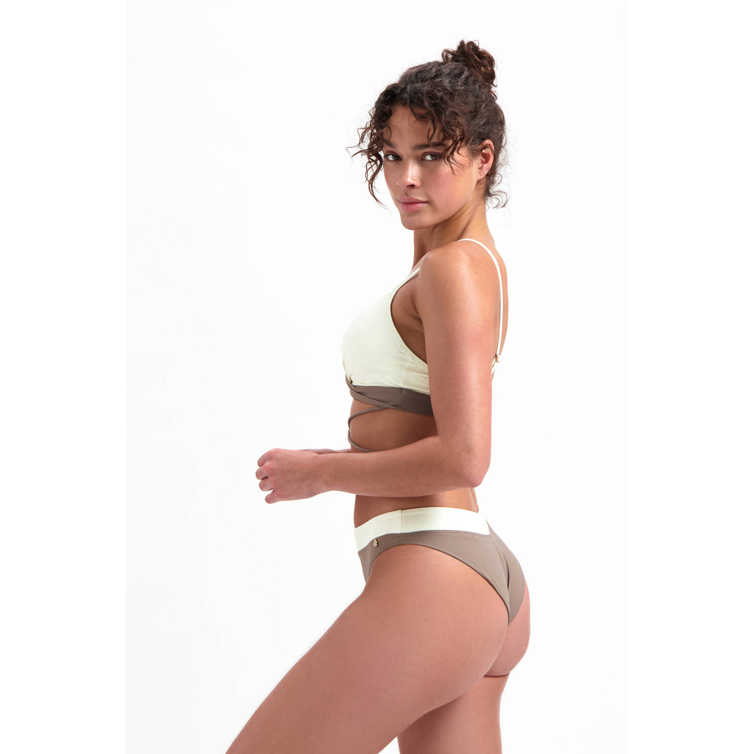 Beachlife brazilian bikinibroekje beige ecru
